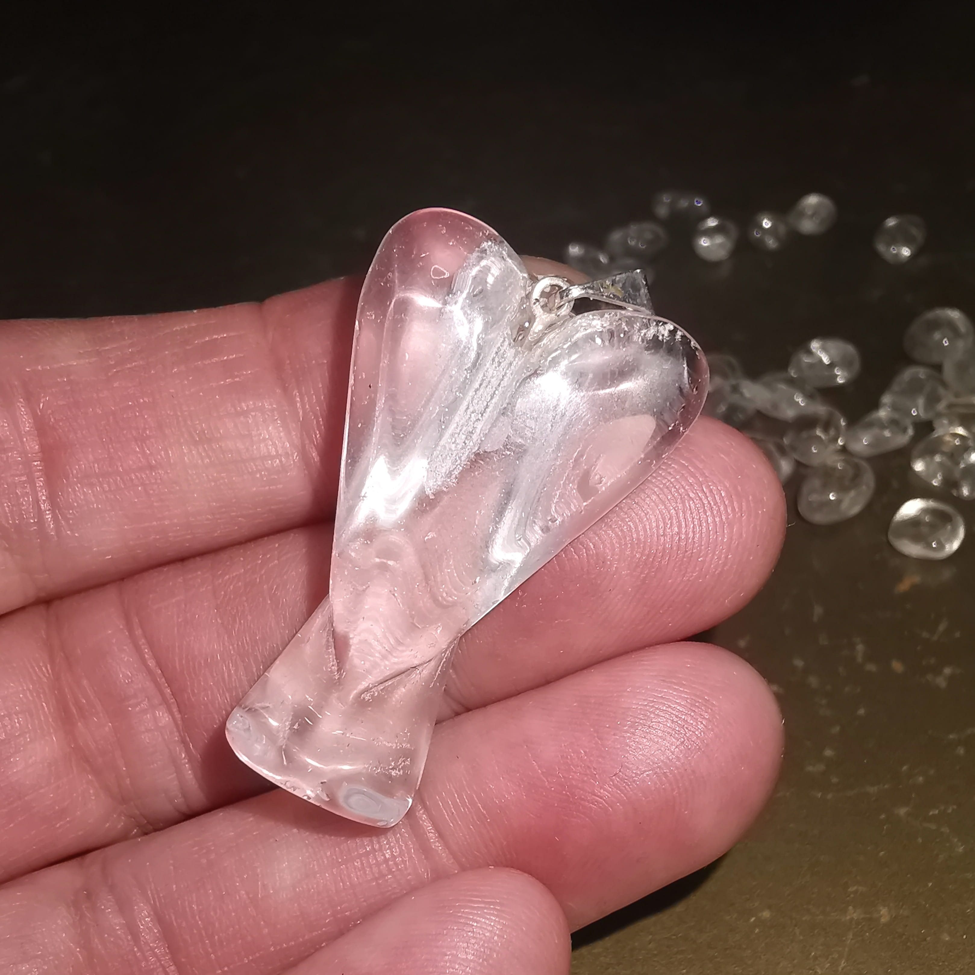 Aura Schutz Edelstein Bergkristall Engel Anhänger – geweiht für Klarheit, Schutz