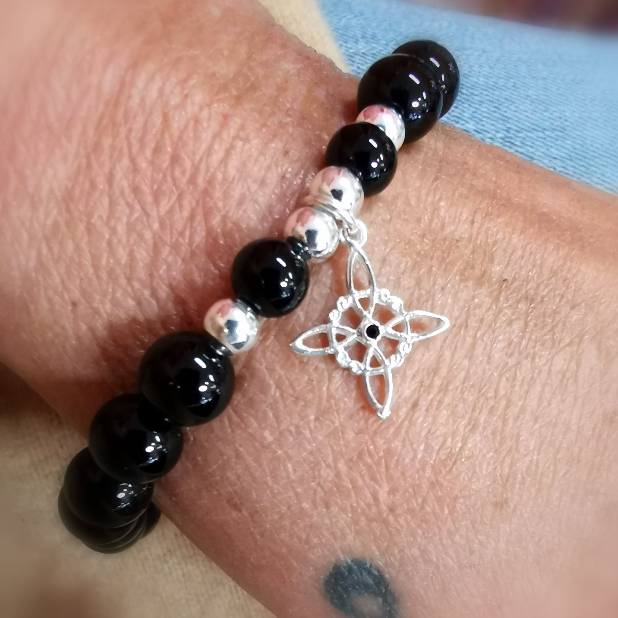 Onyx Hexenknoten Karma Edelstein Armband XL – geweiht für Schutz & innere Stärke