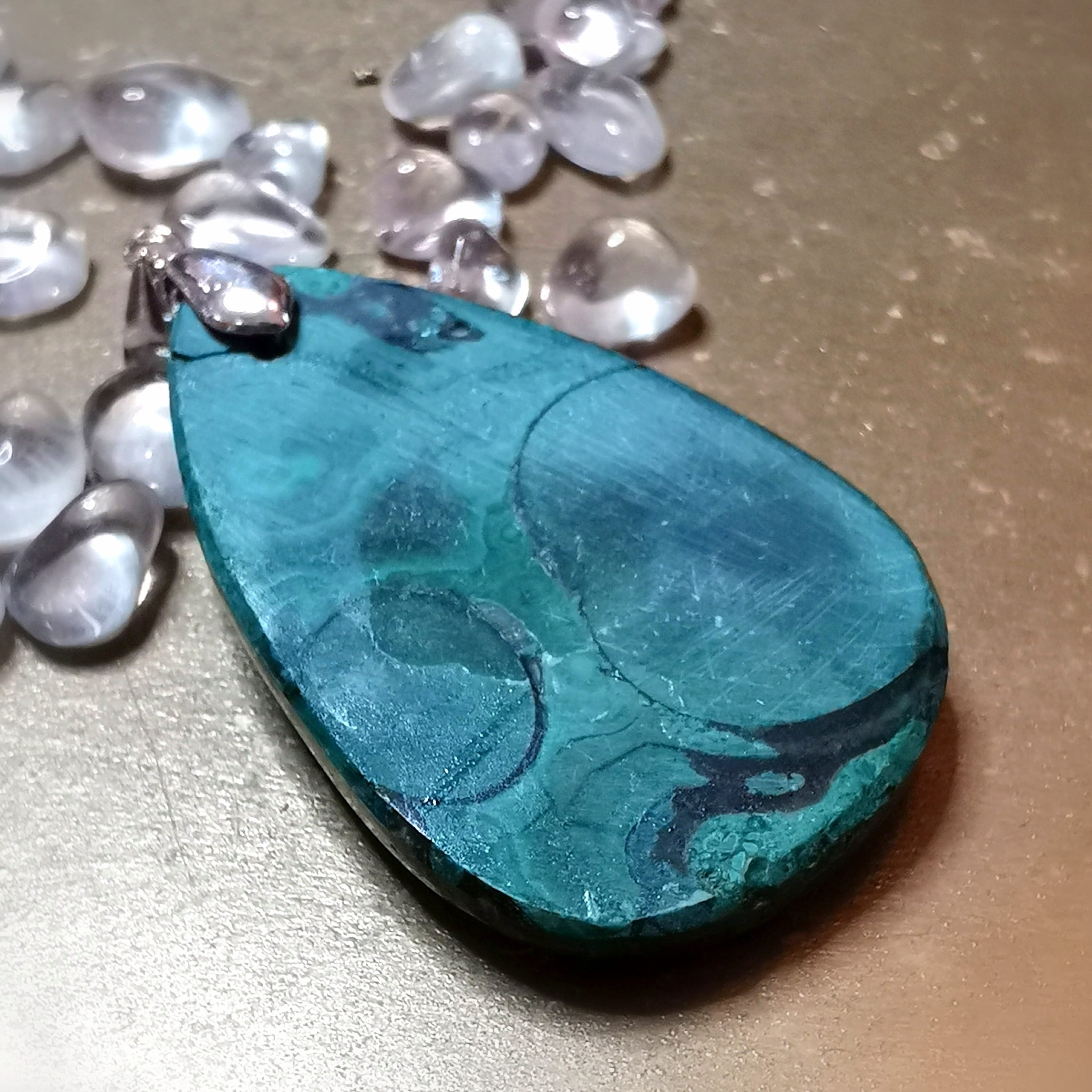 Malachit Edelstein Anhänger – geweiht für Ausgeglichenheit, Lebensfreude & Herzstärke