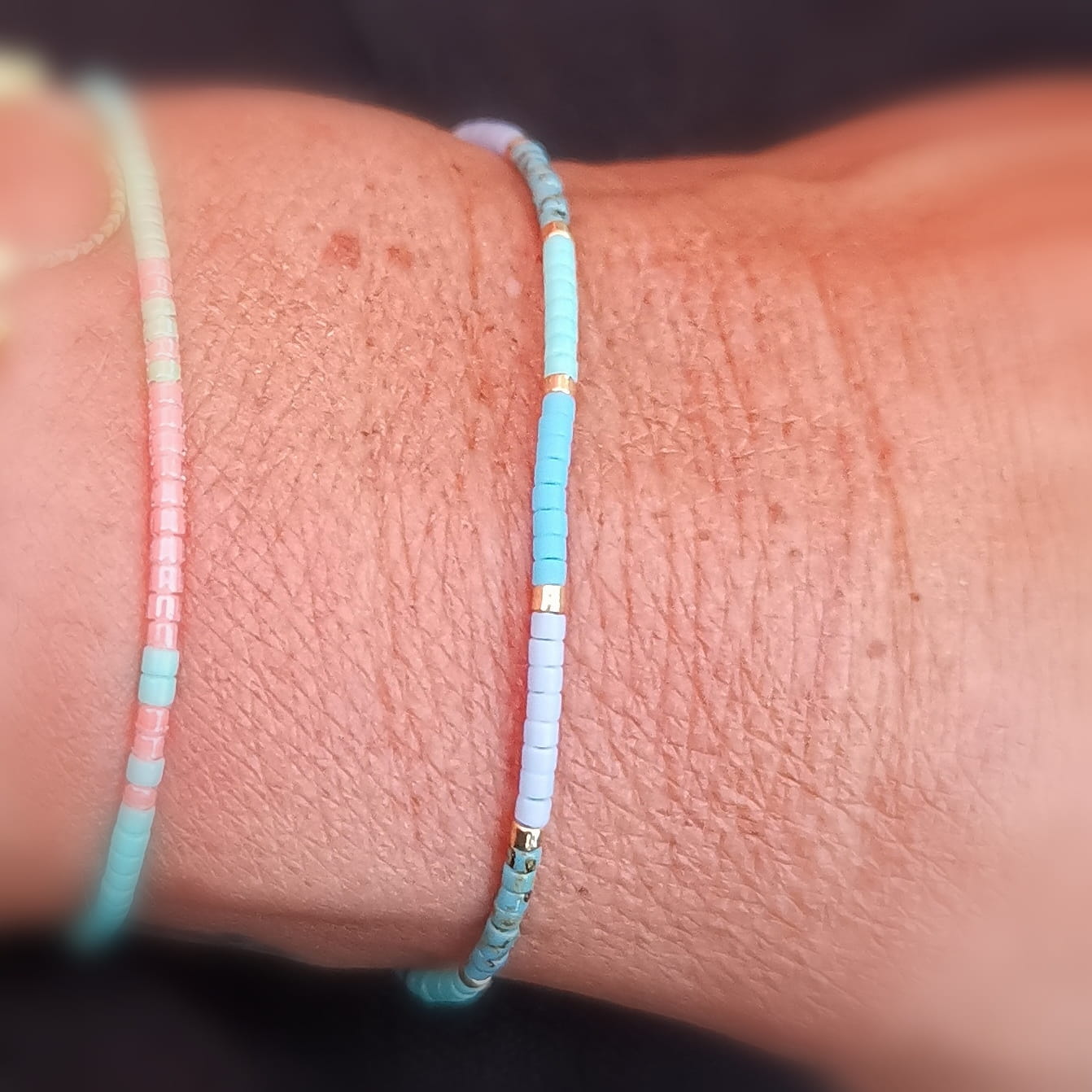 Miyuki Perlen Faden Armband Türkis Blau – geweiht für Freiheit, Leichtigkeit & Lebensfreude