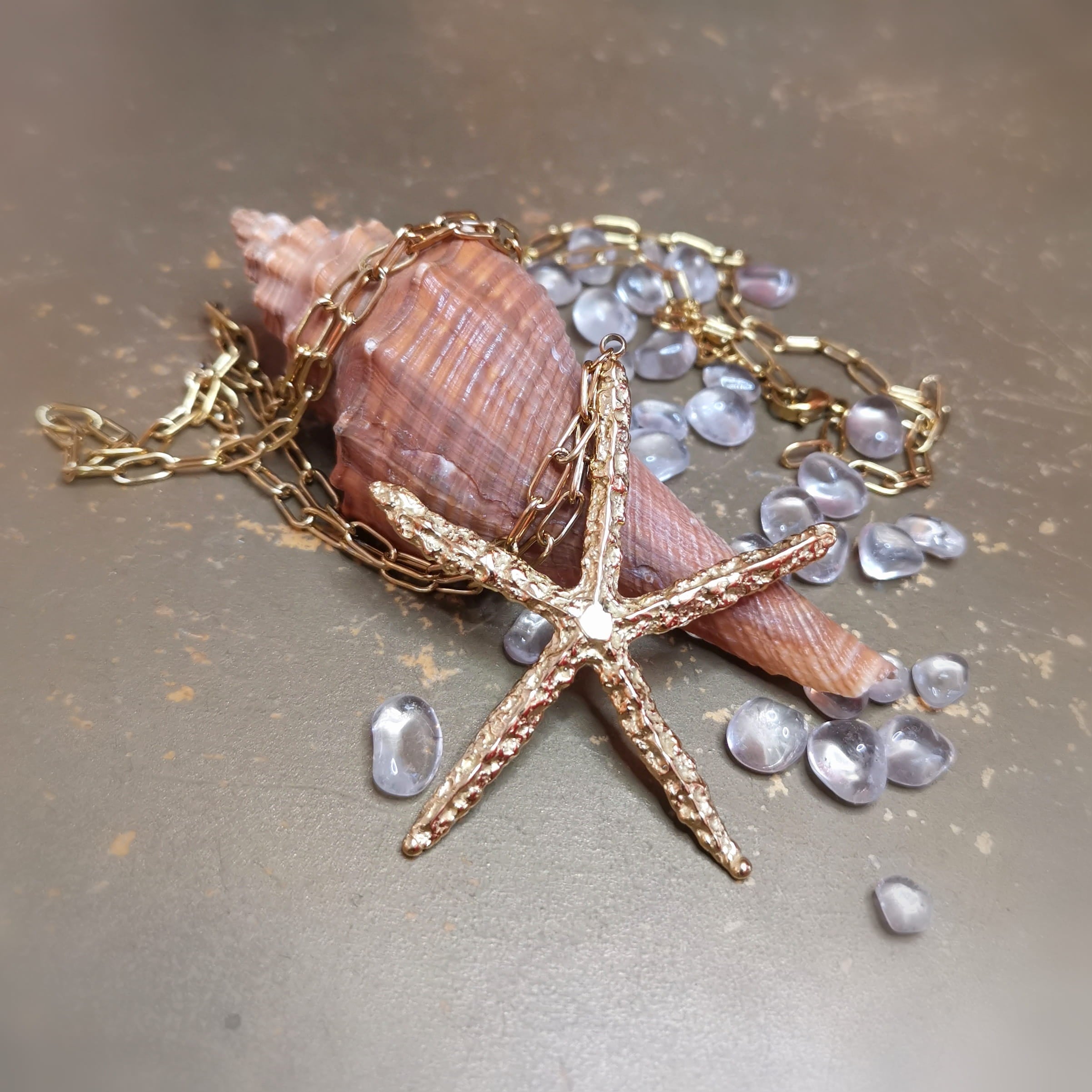 Gold Seestern XL Boho Kette – geweiht für Lebensfreude, Freiheit & Meeresenergie