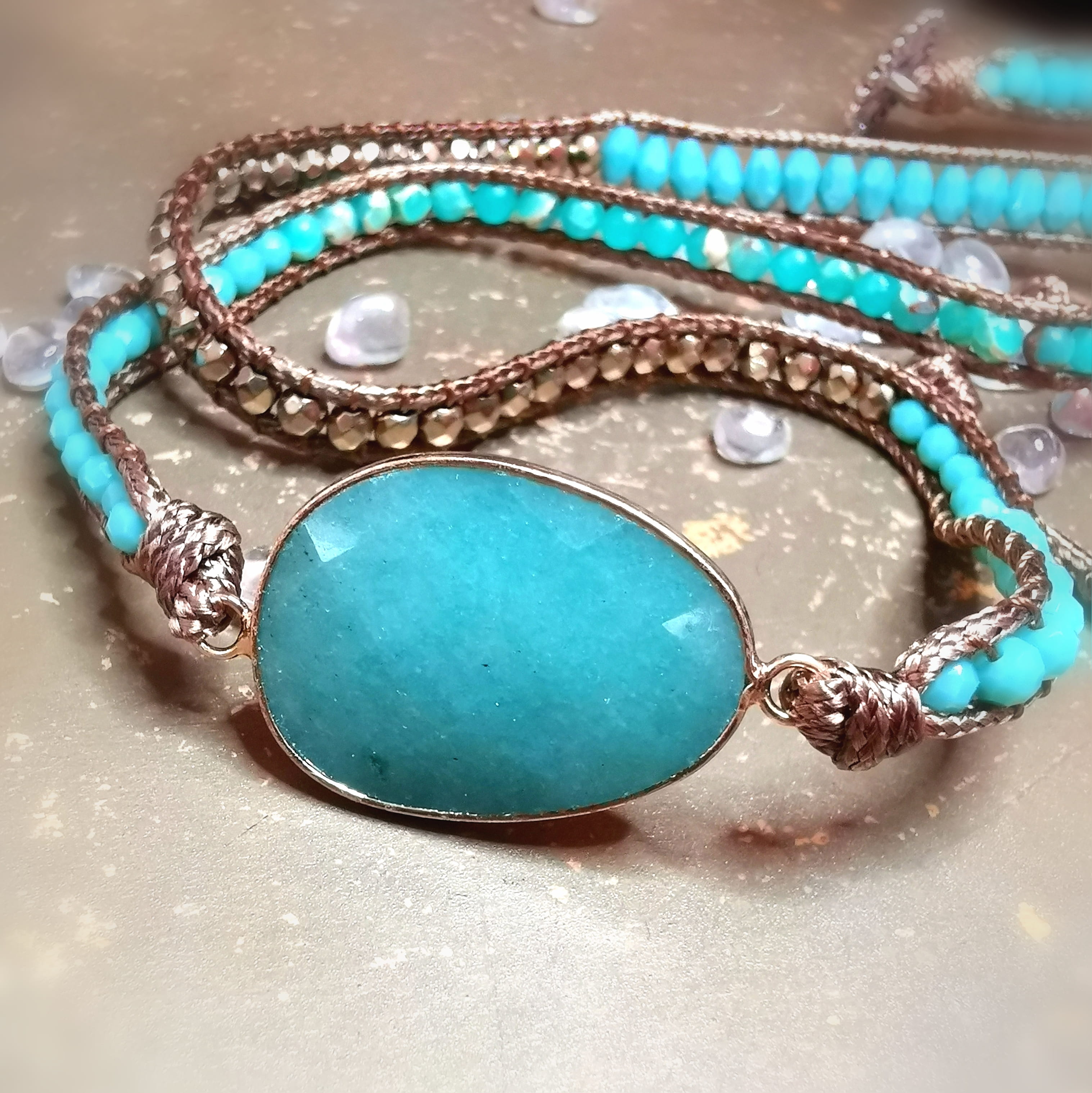 Amazonit Hämatit Edelstein Wickelarmband – geweiht für Freiheit, Erdung & innere Balance