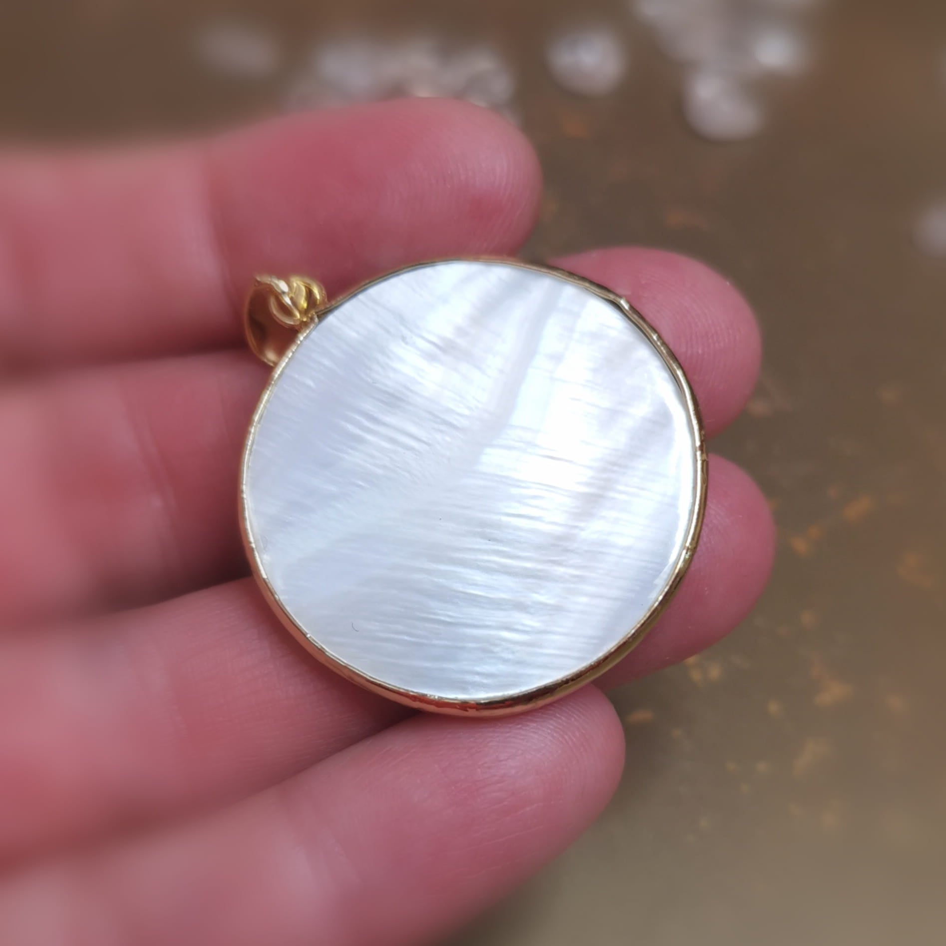 Shiva Auge Paua Muschel Amulett Gold Messing Anhänger – geweiht für Schutz, Intuition