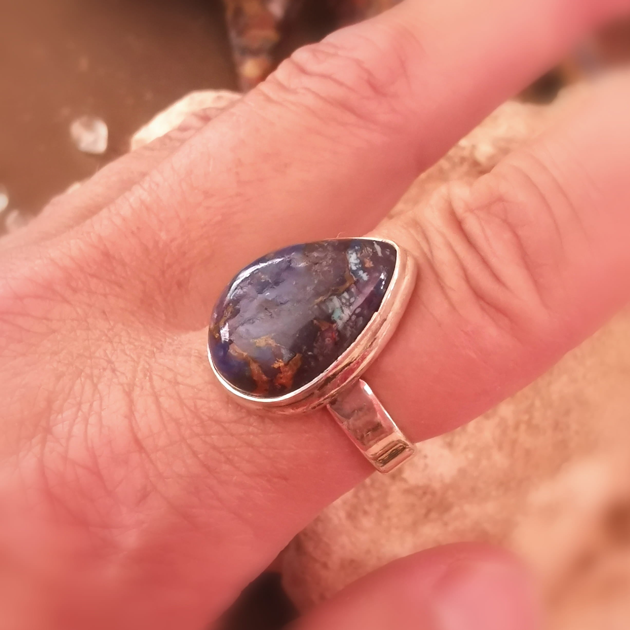 Lila & Türkiser Türkis Pyrit Edelstein Ring Sterlingsilber – geweiht für Intuition, Stärke & Schutz