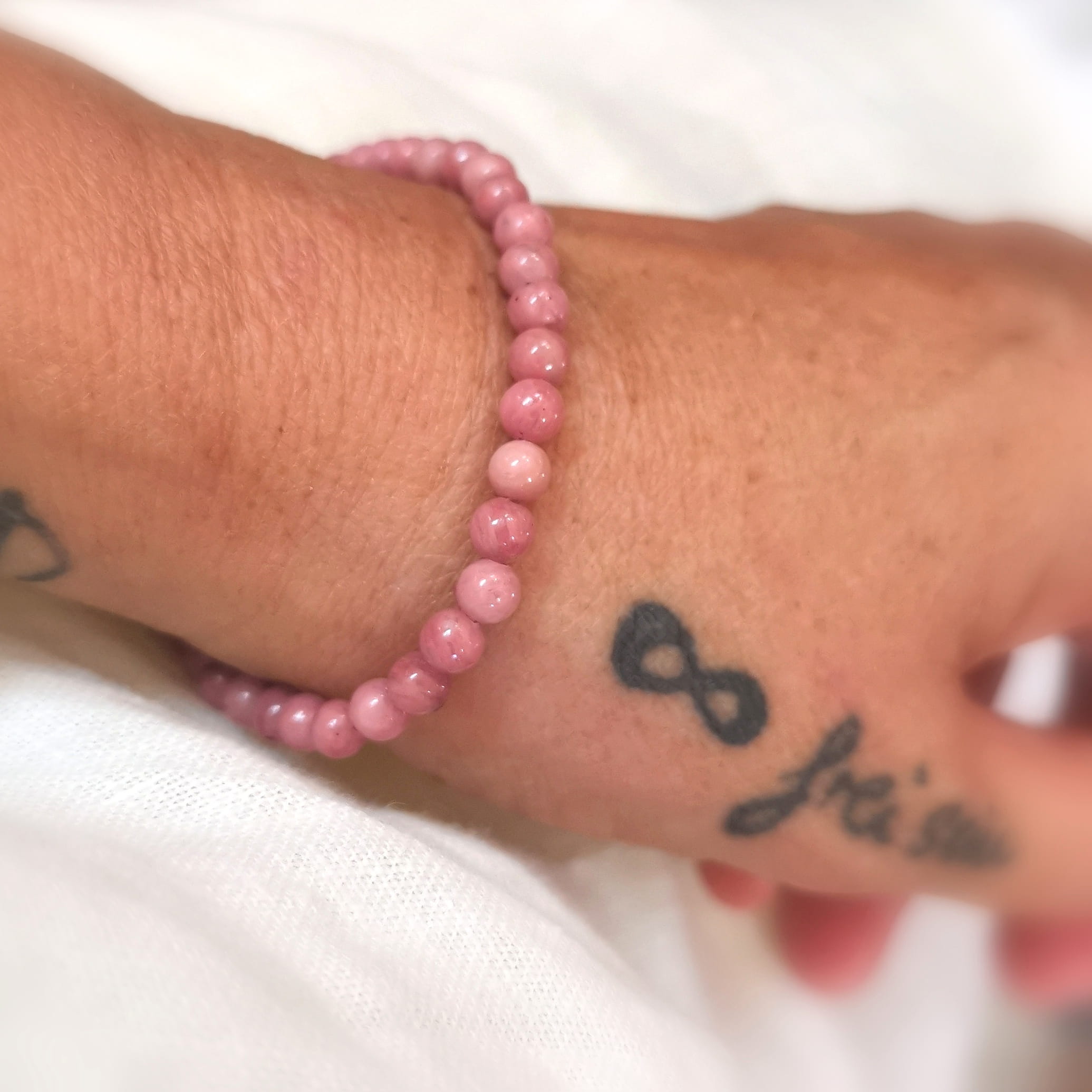 Rhodochrosit Yoga Edelstein Karma Armband – Herzchakra, Selbstliebe & Lebensfreude