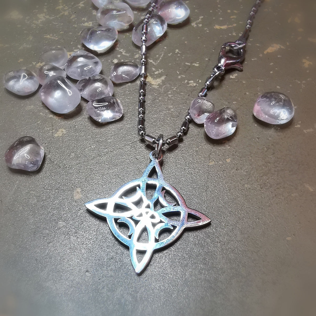 Hexenknoten Edelstahl Kette Silber – Schutz, Intuition & magische Kraft