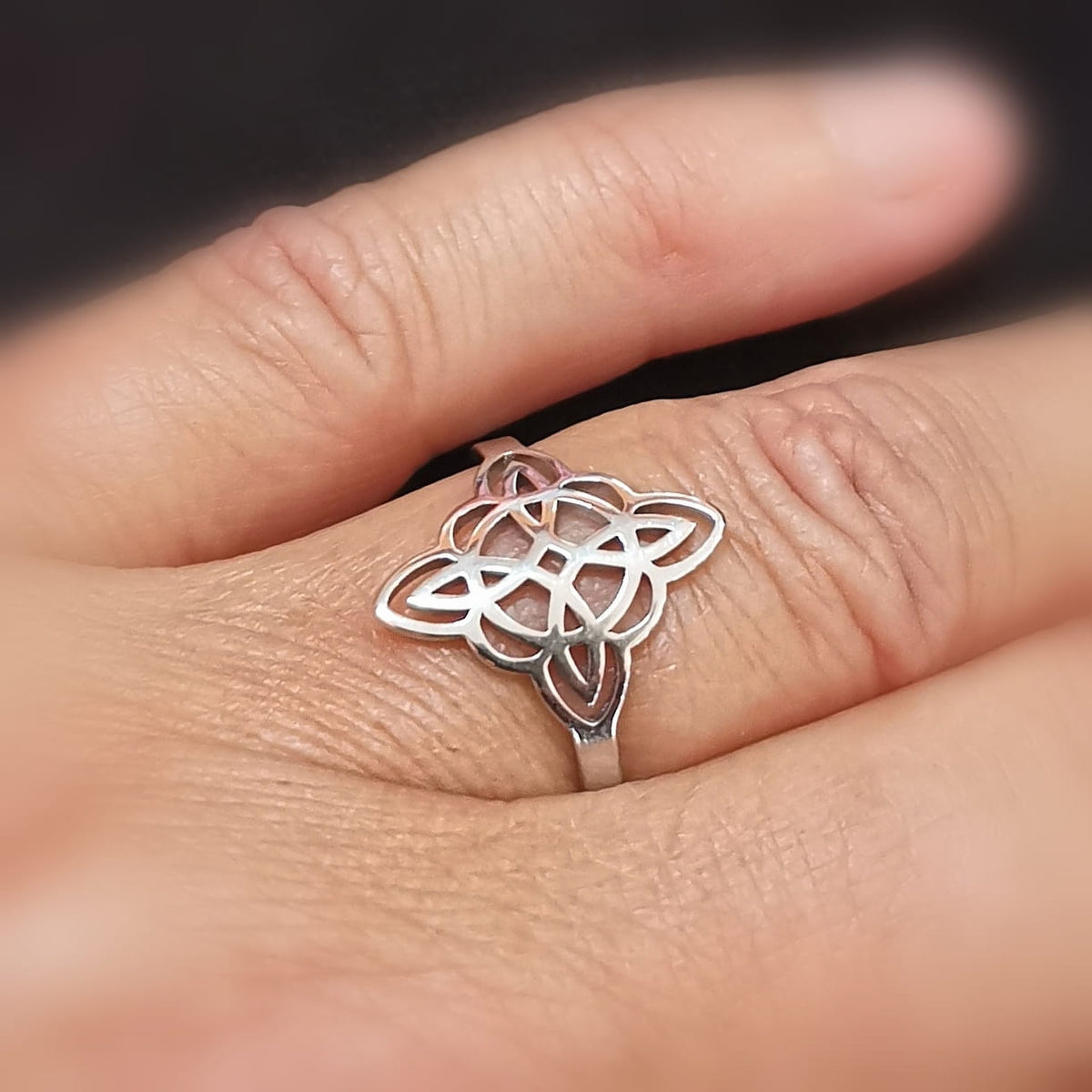 Hexenknoten Ring Silberfarben Edelstahl – verstellbarer Schutzring, keltischer Karma Schmuck