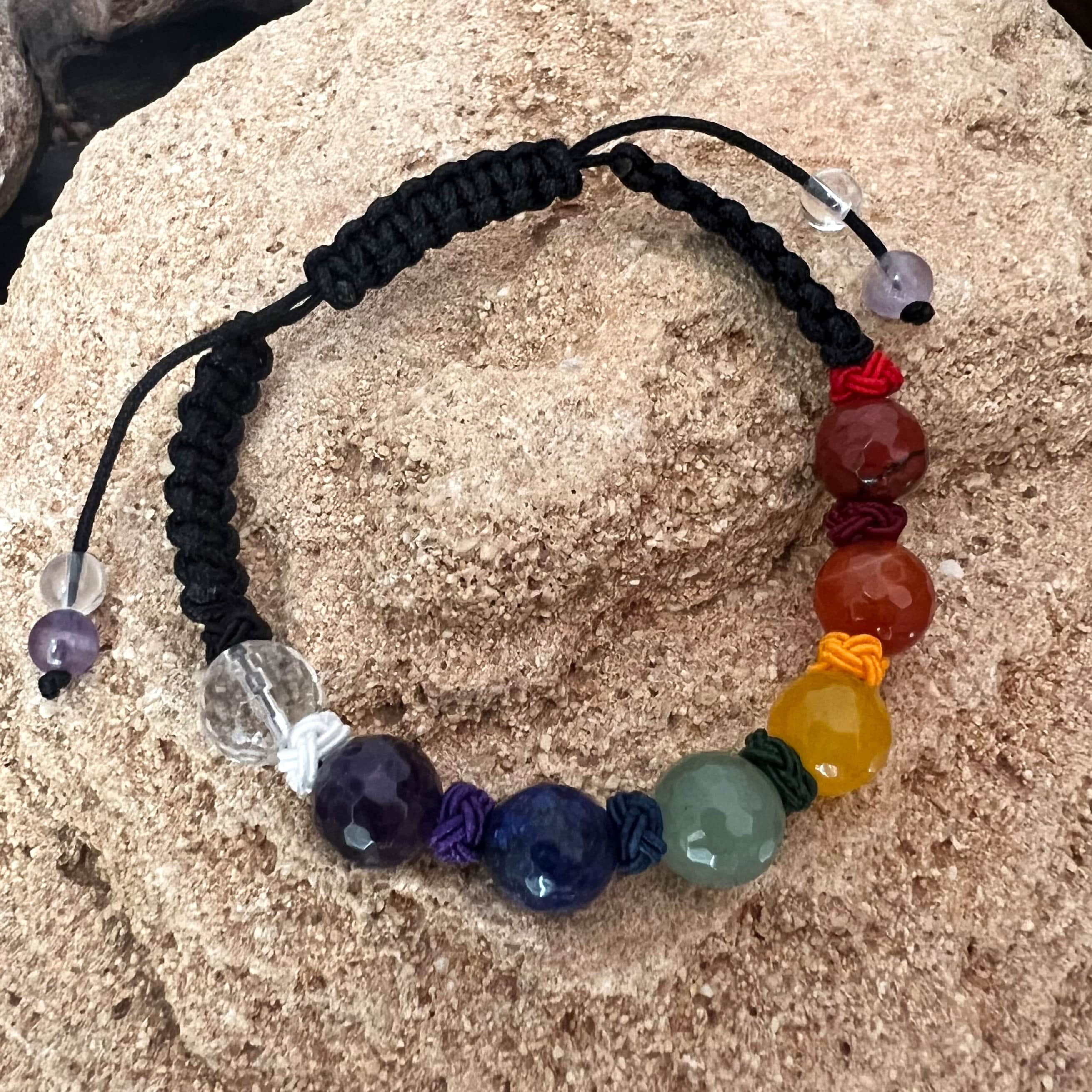Chakra Chakren Armband mit 7 Edelsteinen für Harmonie, 10 mm Steinperlen facettiert