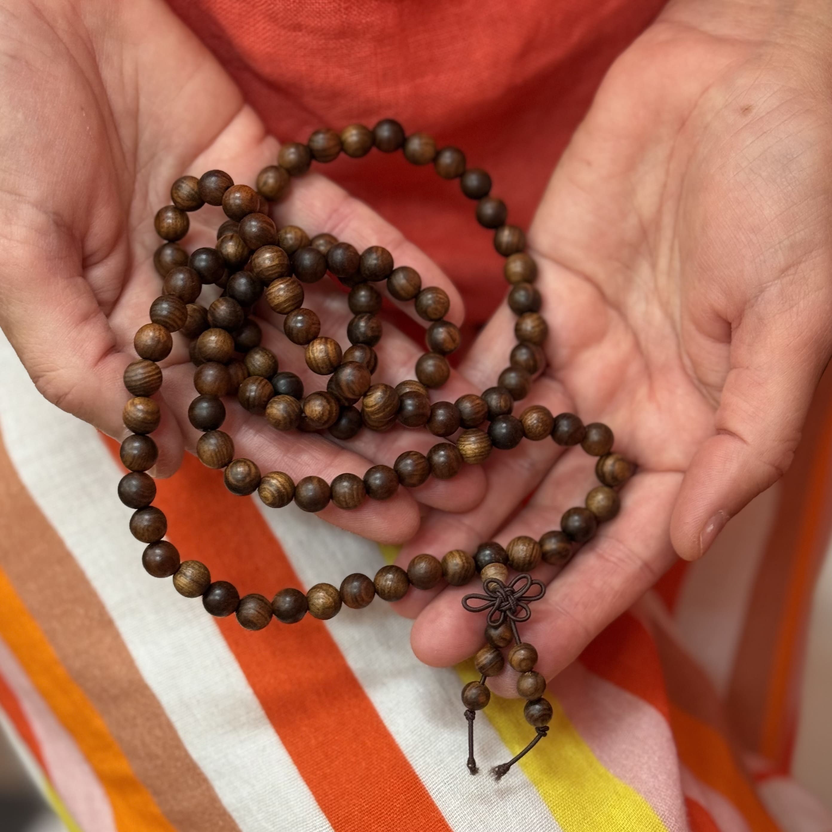 Japanisches Holz Mala, Meditation Gebet Entspannung 108 Perlen, Buddha Boho Kette