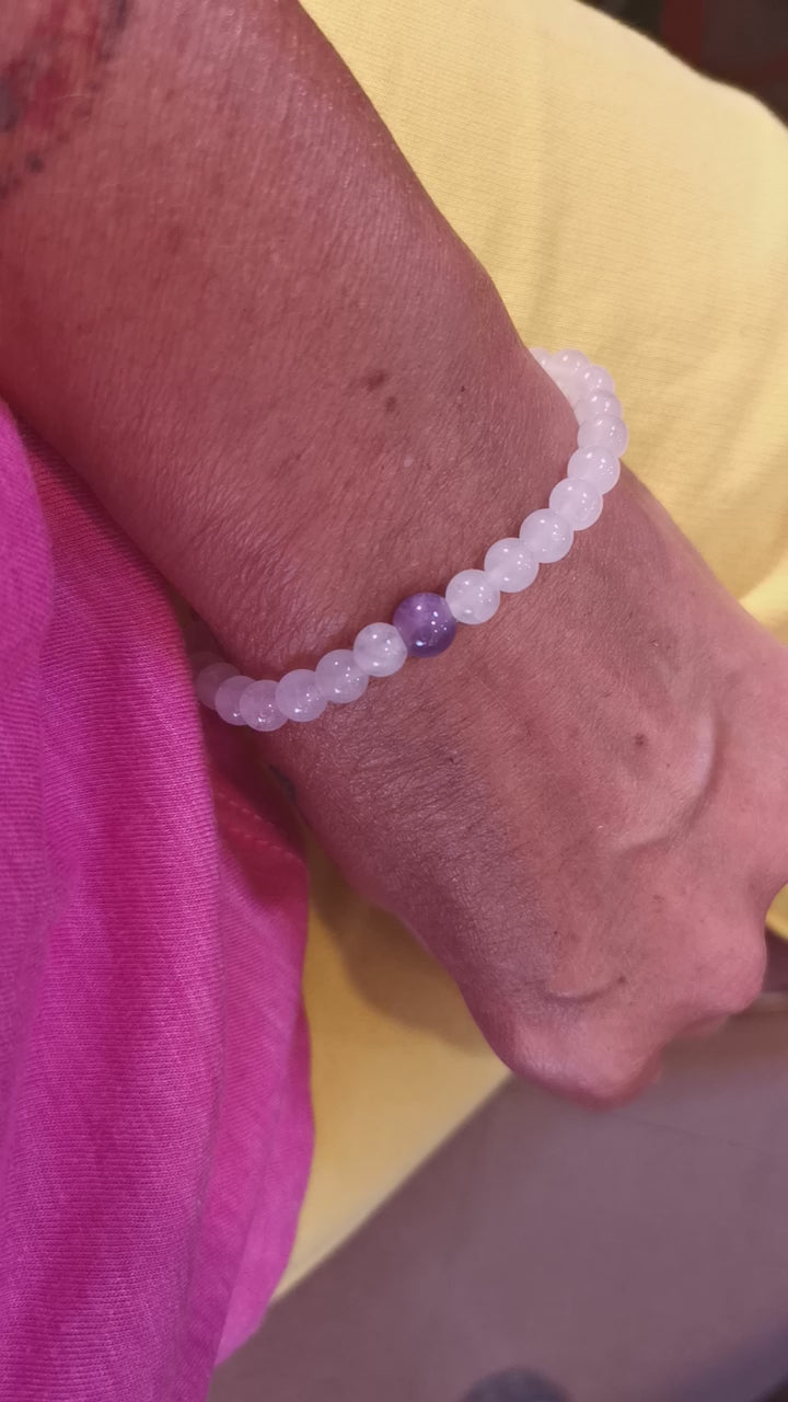 weisse Jade mit Amethyst Edelstein Heilstein Karma Chakra Kronenchakra Armband geweiht - innere Ruhe