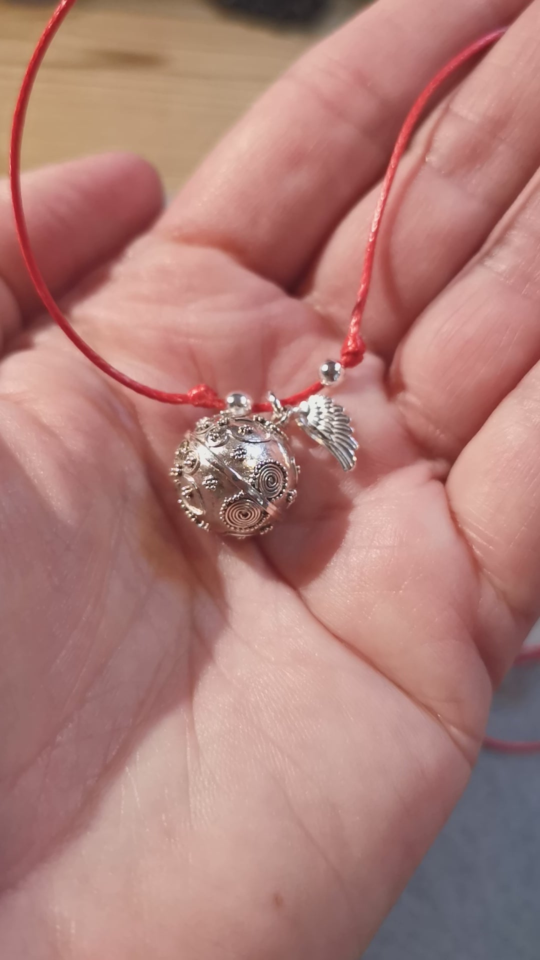 Engelsrufer Engelsflügel Karma Kette Sterlingsilber, geweiht mit Licht und Liebe, für Mut, Schutz, neue Kraft