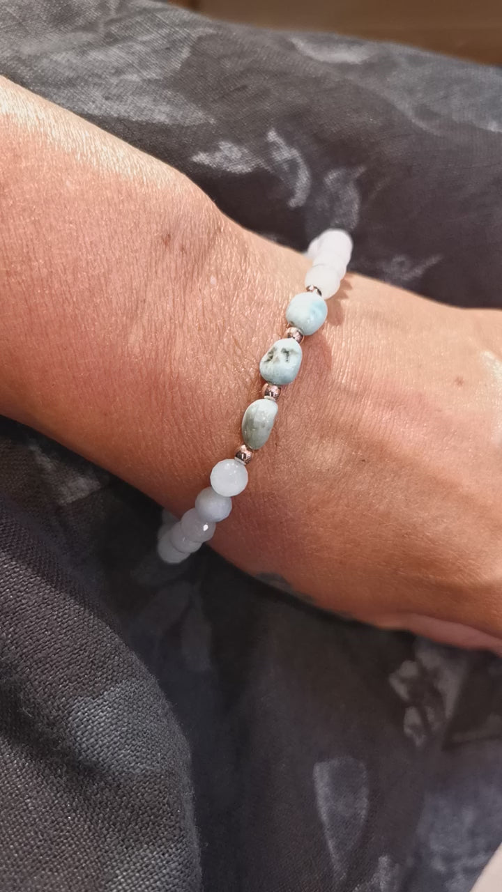 Aquamarin Larimar Edelstein Heilstein Karma Armband, Aura Schutz und Chakra Kraft, authentisch leben
