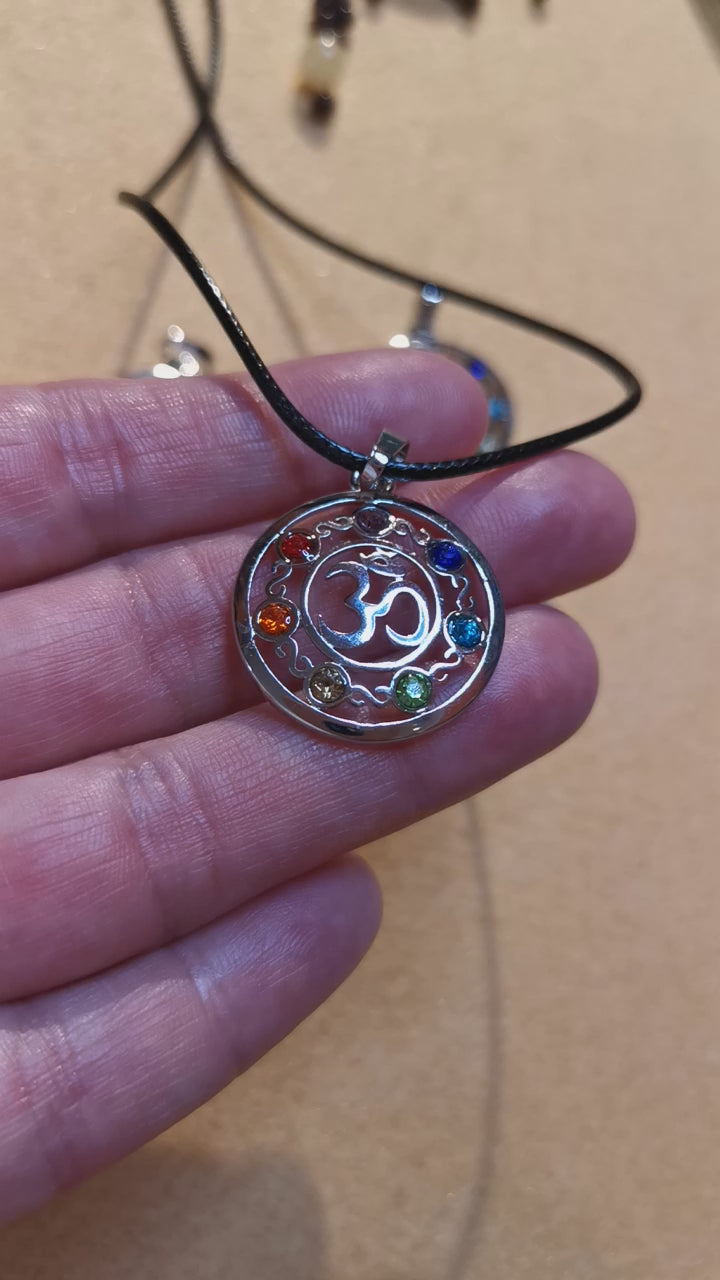 OM Symbol Chakra Zirkon Edelstein Kette - innerer Frieden