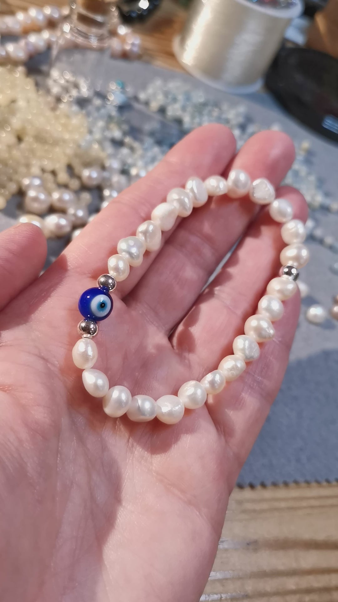 Perle türkisches Auge, Auge von Nazar Edelstein Heilstein Karma Armband, geweiht, edle Hippie Mode, Schutz und Lebensfreude