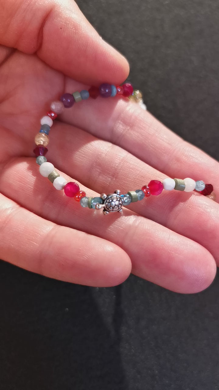 "1000 Kostbarkeiten" Schildkröte Wasserschildkröte Krafttier Edelstein Mix Karma Armband, geweiht, Freude Freude Freude