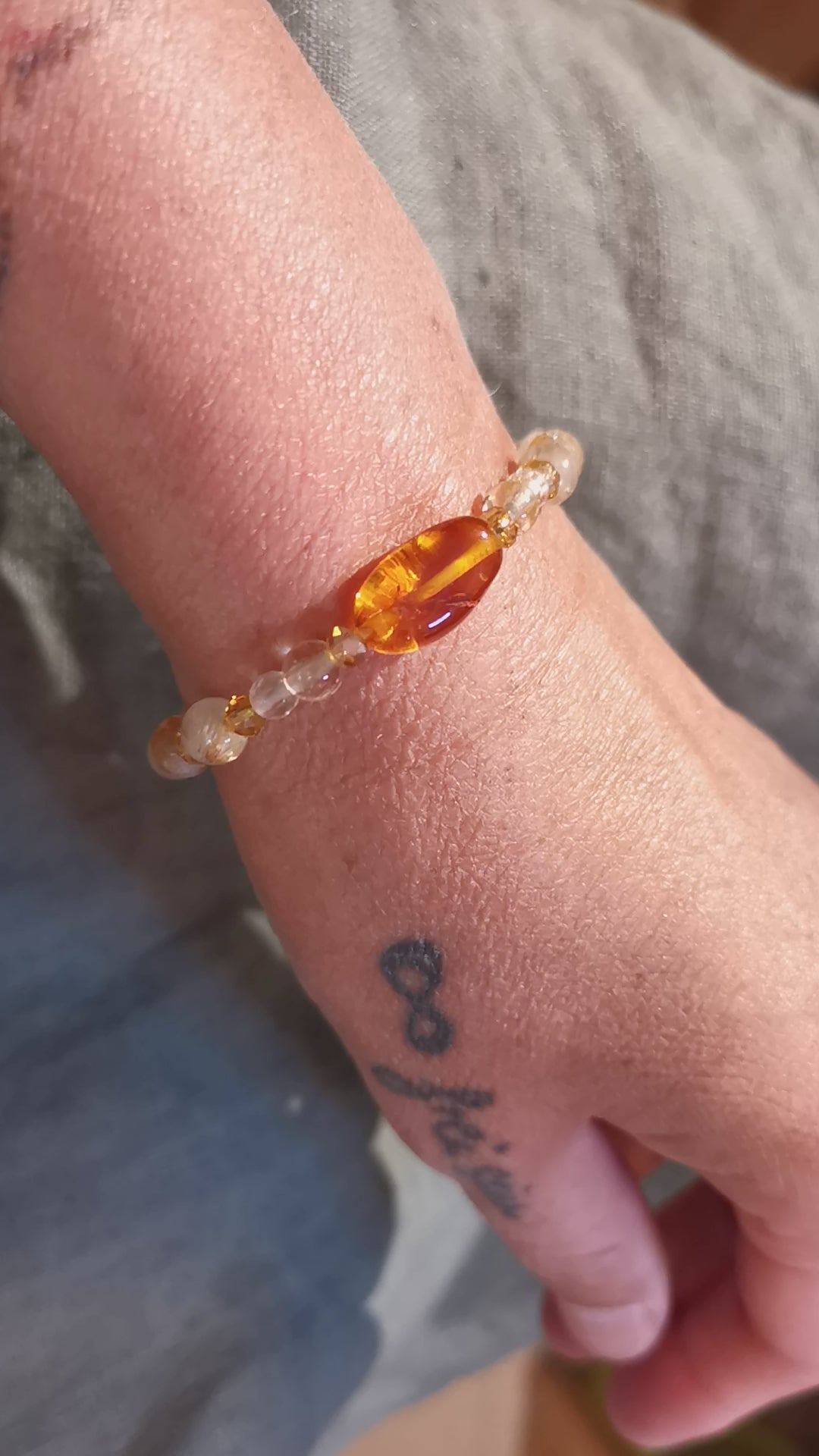 geweihtes Bernstein, Limonenquarz Zitronen Heilstein, Gold Beryll, Rutilquarz und Citrin Edelstein Armband, Licht und Liebe