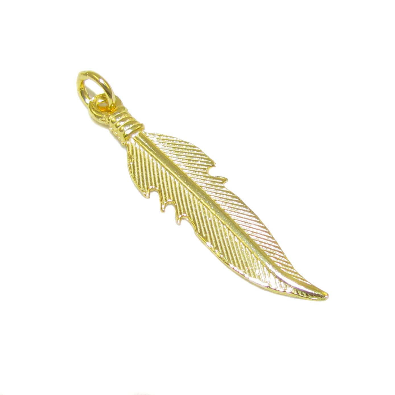 🪽 Colgante de pluma de ángel bañado en oro: ligereza y poder de la luz