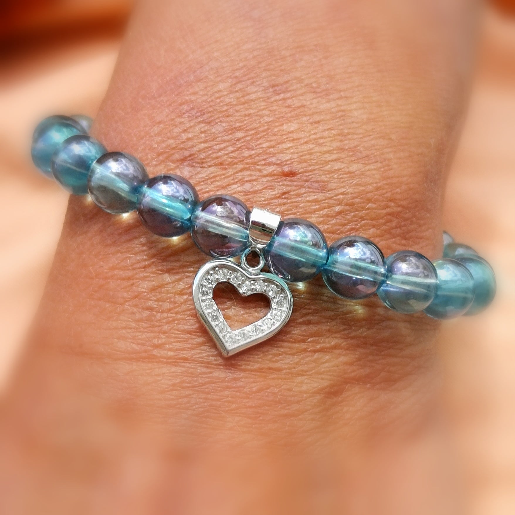 Aqua Aura Herz Chakra Karma Armband, liebevolle Hingabe ans Leben, mallorca reiki yoga