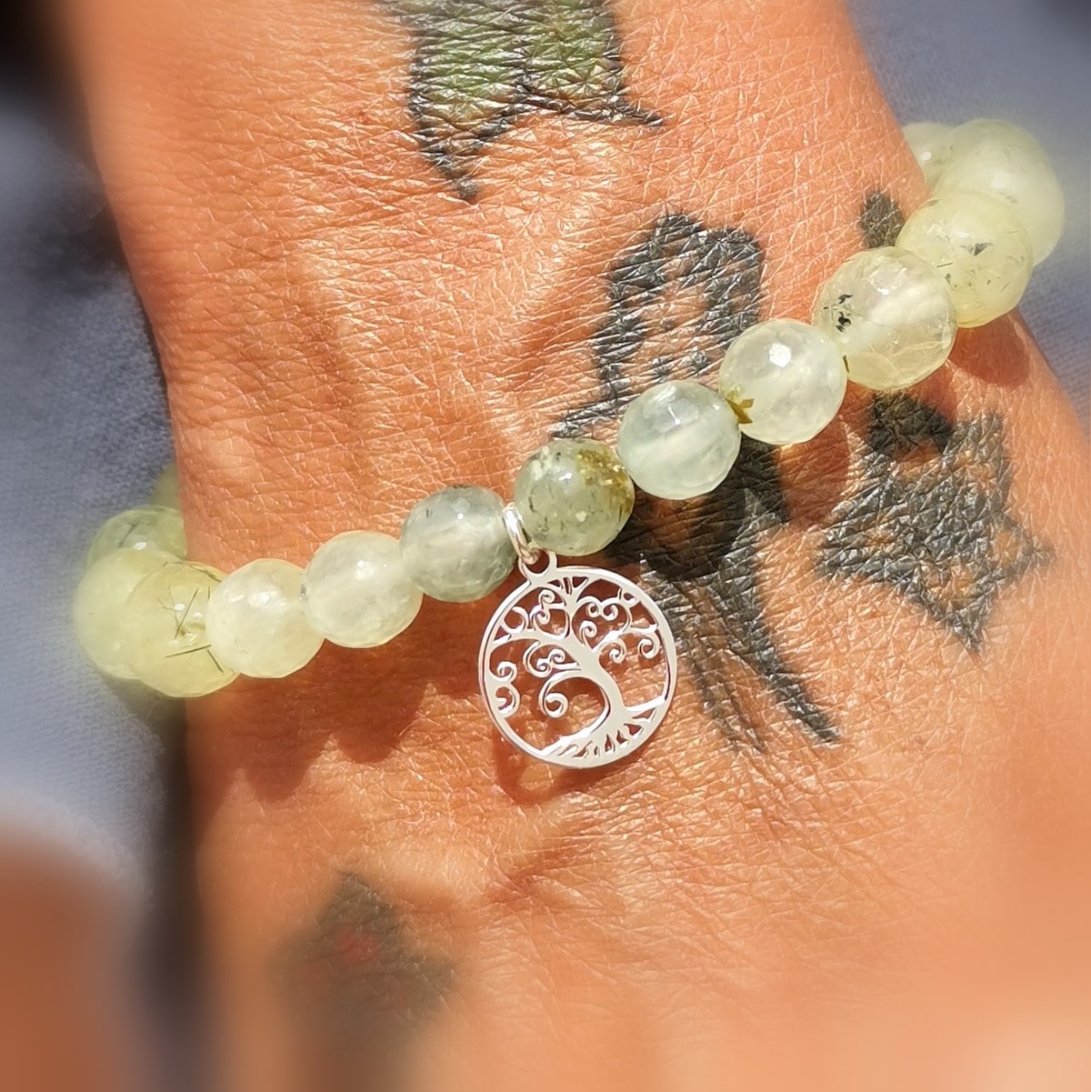 Prehnit Lebensbaum Karma Edelstein Armband, Chakra Schmuck, Aurastärke und Eigenliebe