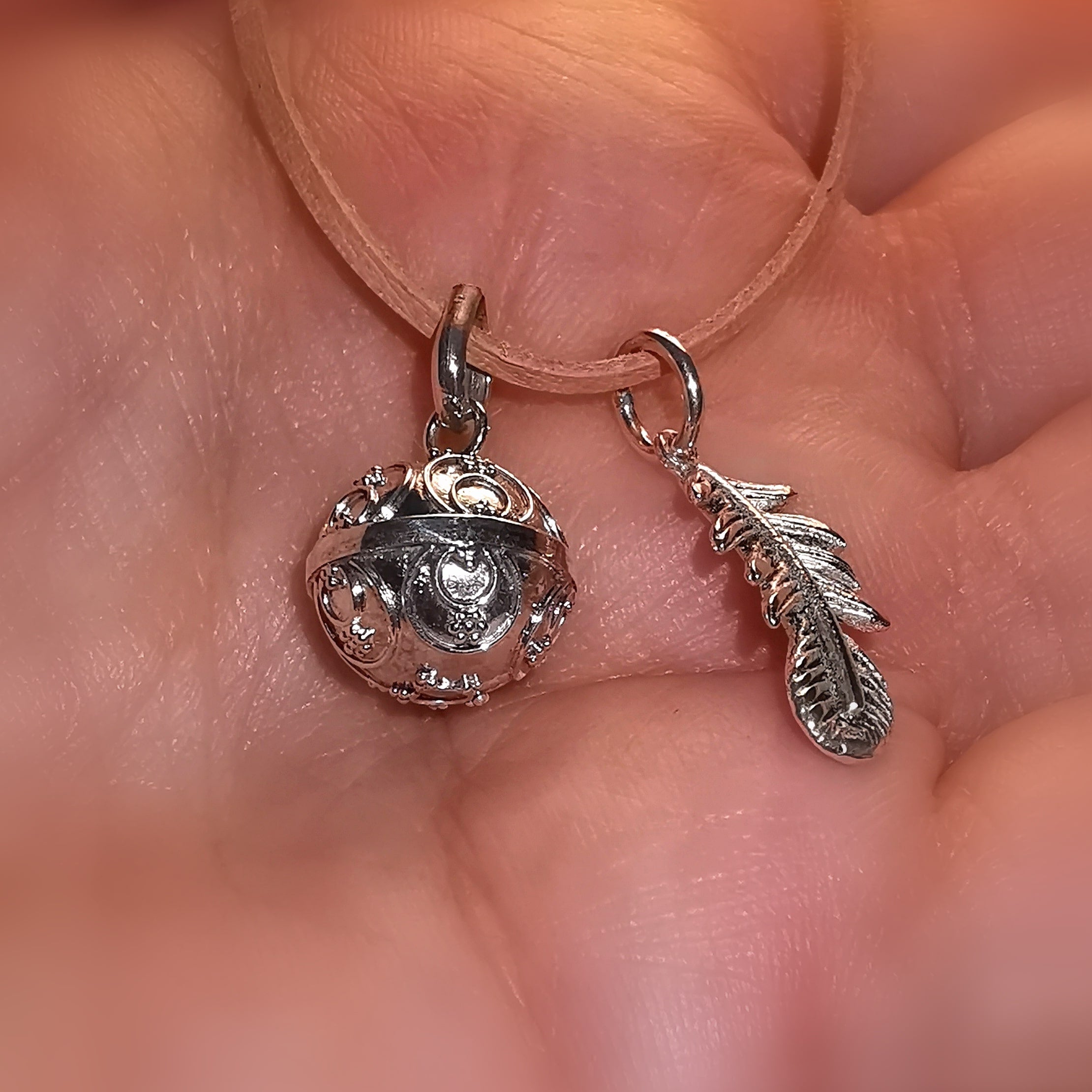 Engelsrufer Engel Feder Karma Kette, Leder und Sterlingsilber Schutzengel Schmuck, lichtvolle Wege, samaki