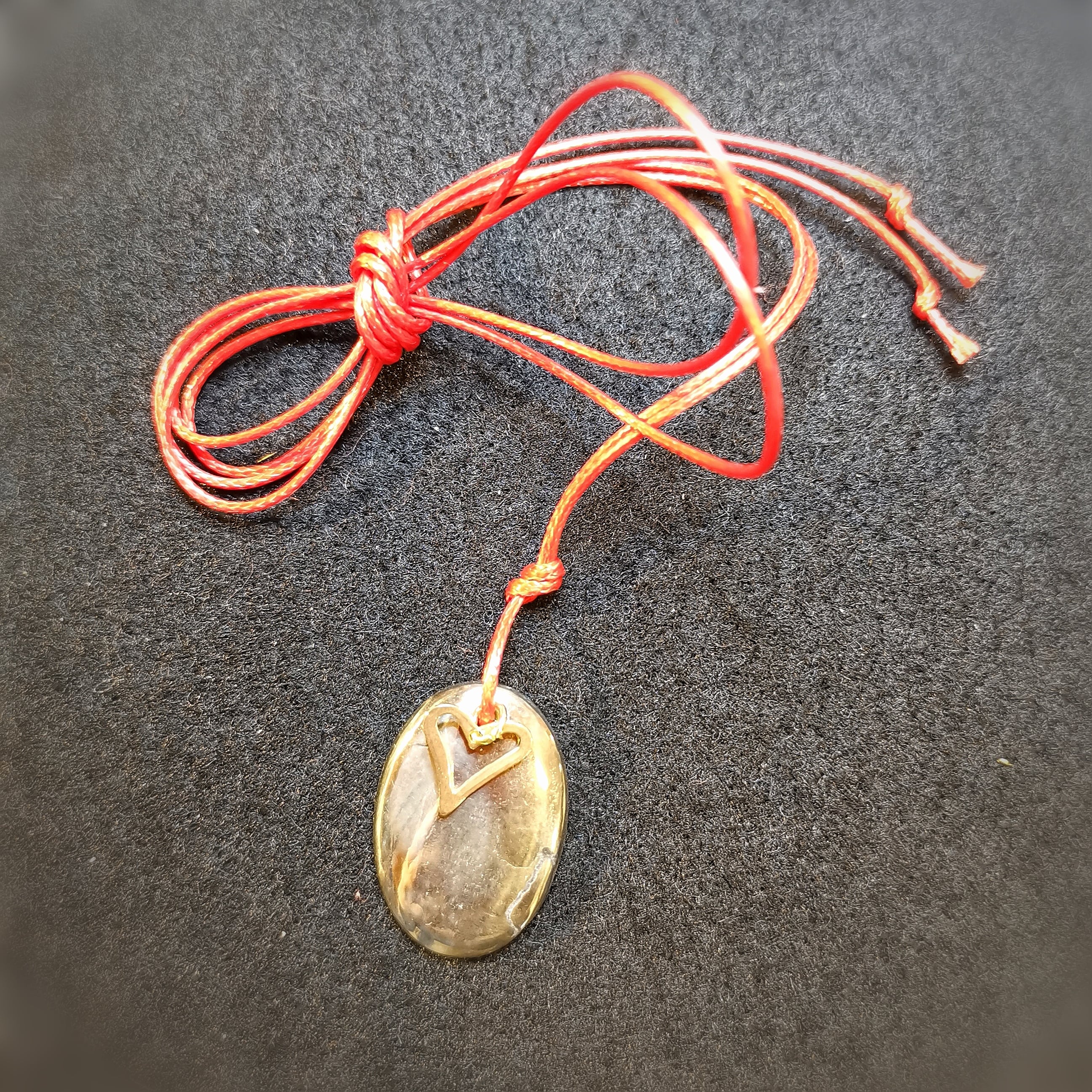 Pyrit Gold Herz Edelstein Karma Kette, Heilstein Chakra Schmuck, edles Hippie Design, "ich fühle mich frei", samaki