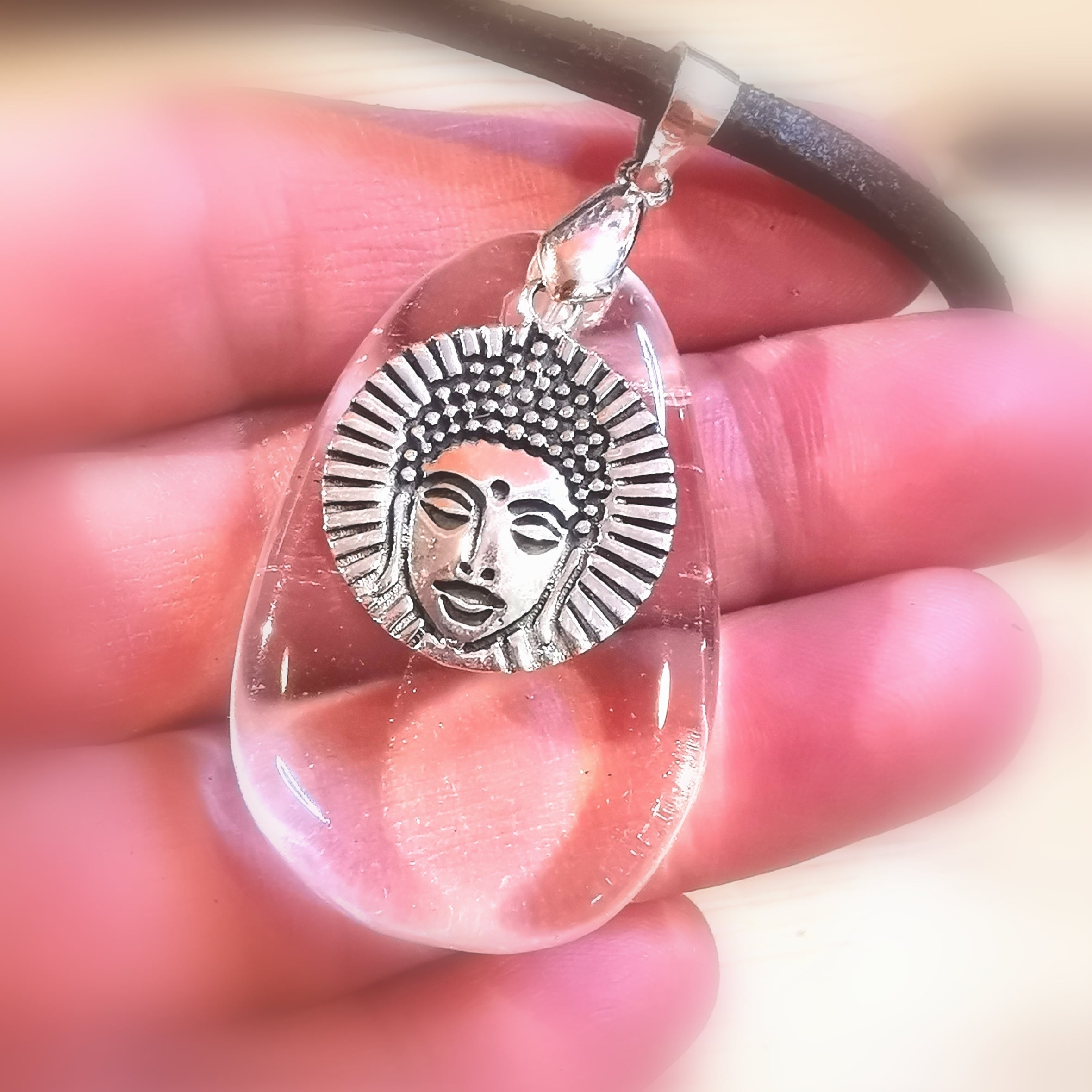 Bergkristall Buddha Karma Edelstein Kette – geweiht für Klarheit, Weisheit & inneren Frieden