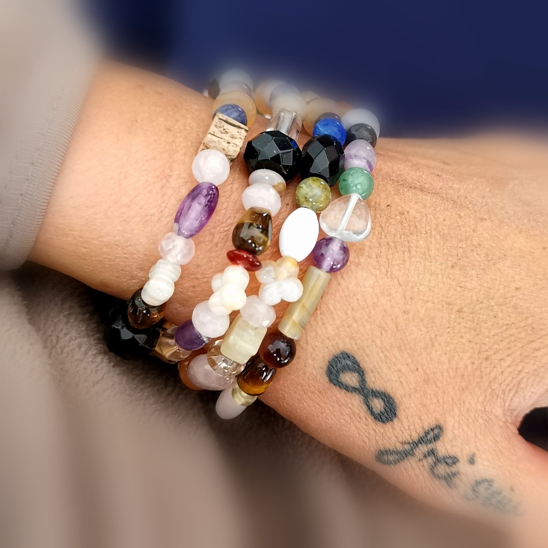 Karma Edelstein Heilstein Mix Armband, Licht und Liebe, bunt, Hippie Armbändchen, von Herzen