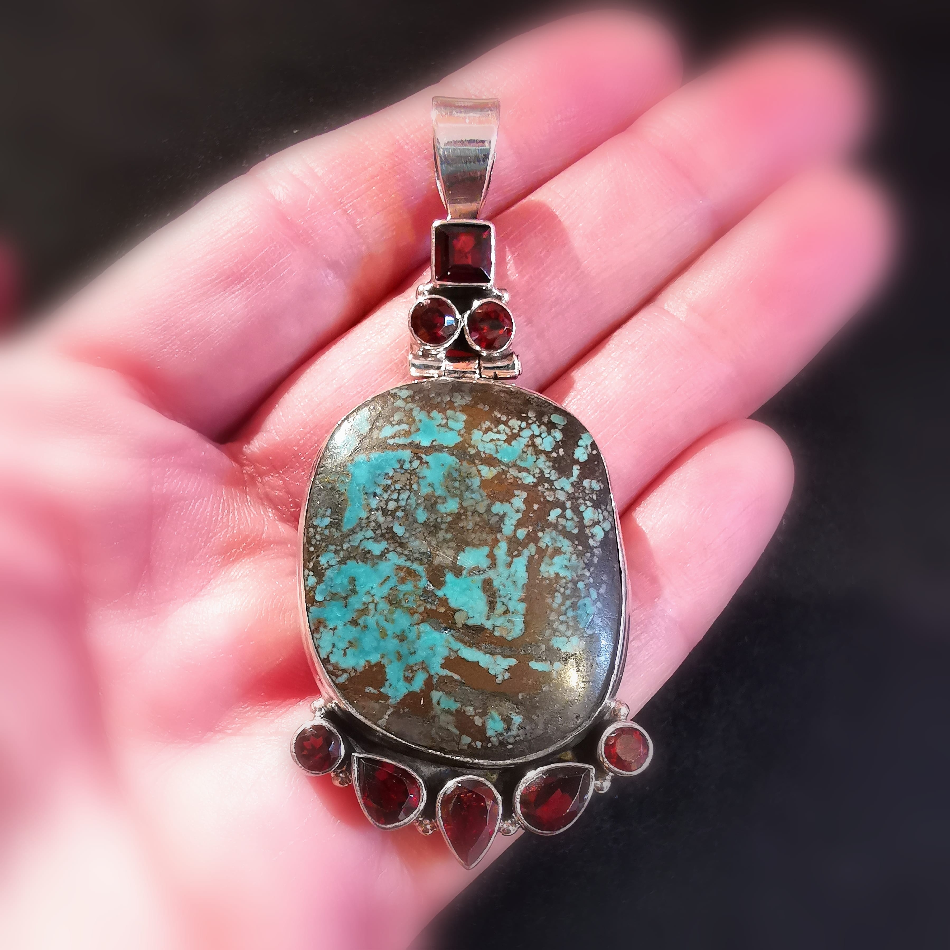 großer Türkis Granat Edelstein Heilstein Sterlingsilber Anhänger - Kraft und Freiheit
