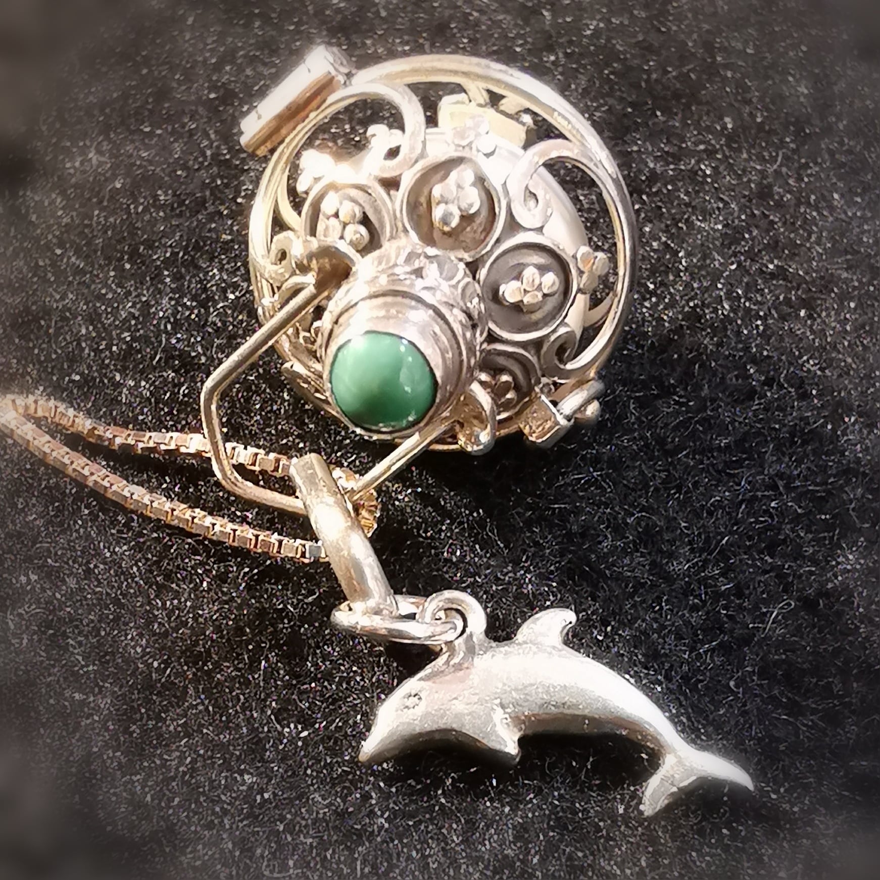 🔹 Angel Caller Dolphin Turquoise Gemstone Necklace 50 cm – consecrated for freedom & lightness ✨