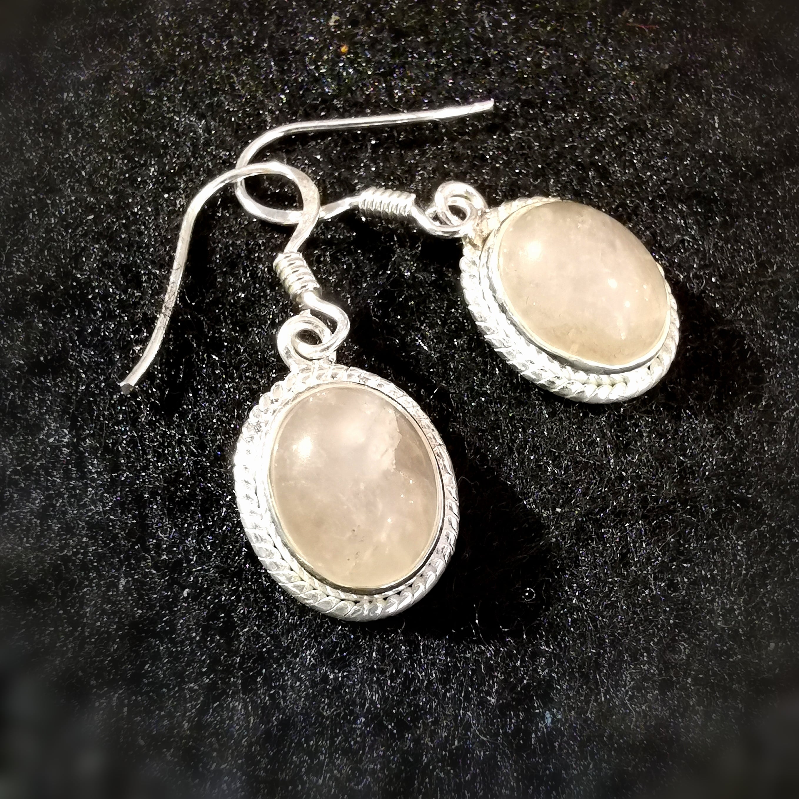Rose quartz gemstone earrings – harmony & love ✨