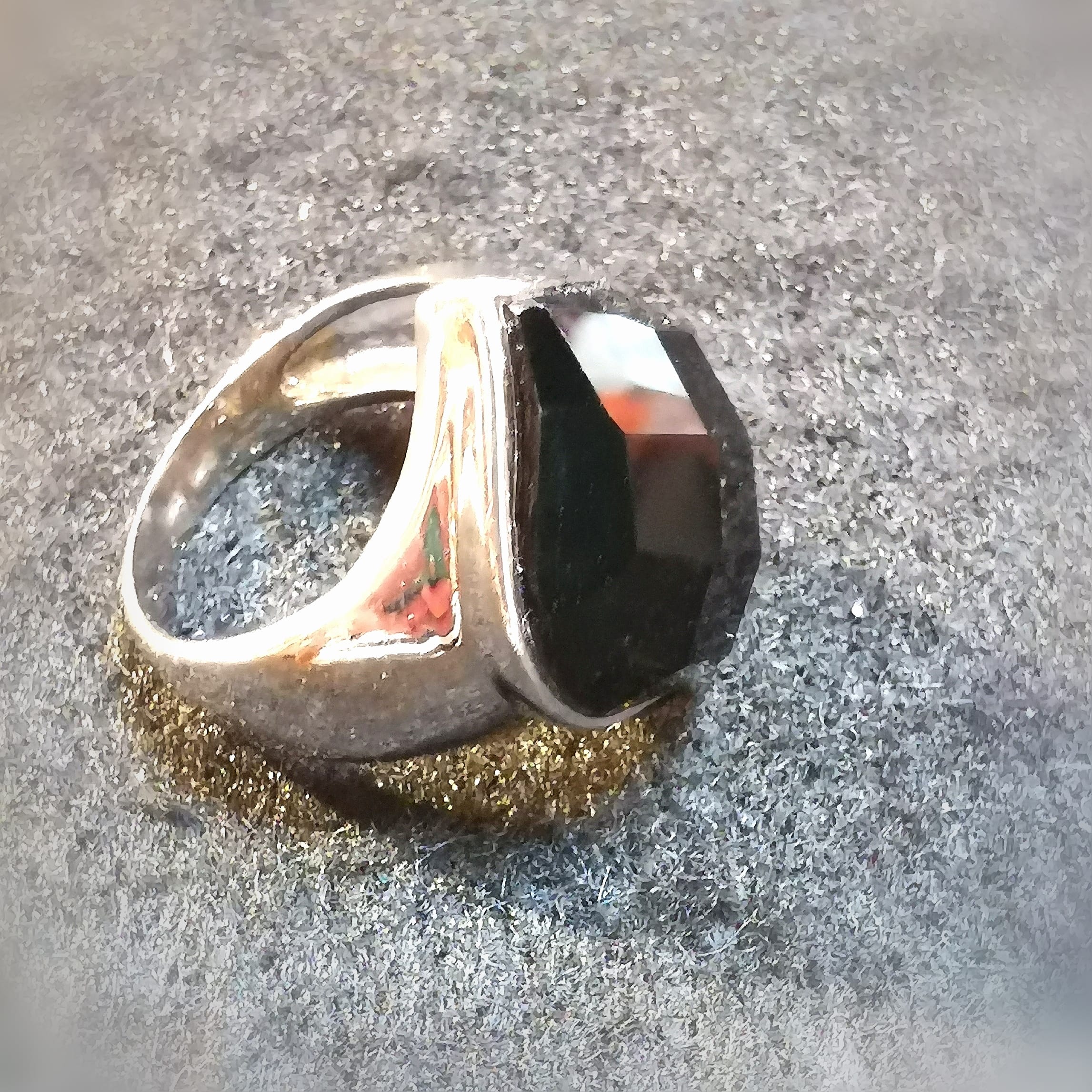 üppiger Onyx Edelstein Heilstein Ring Schwarz facettiert, Größe 54 - Widerstandkraft, Schutz