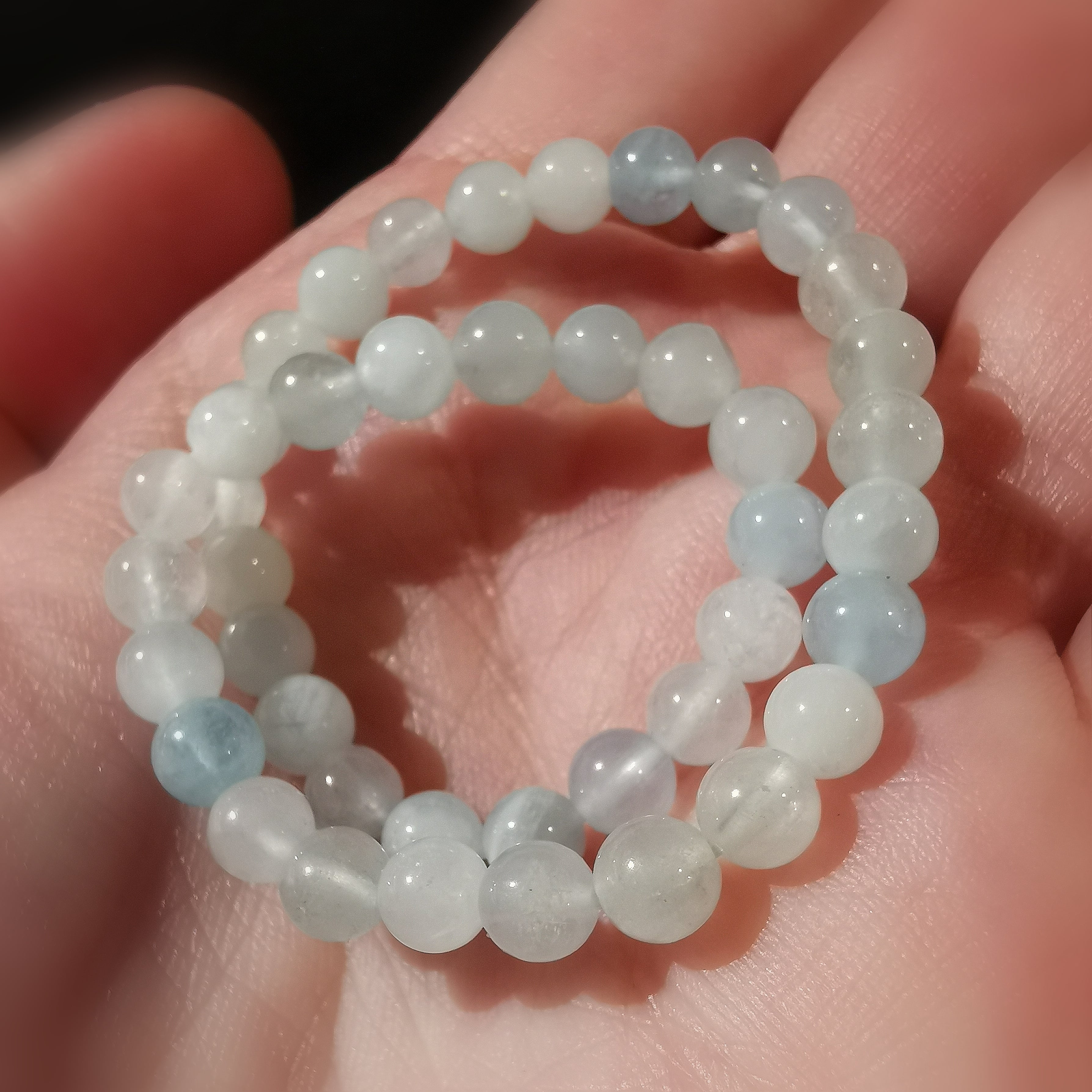 Aquamarin Edelstein Armband klassisch, hell blaue Heilsteine, freie Gedanken