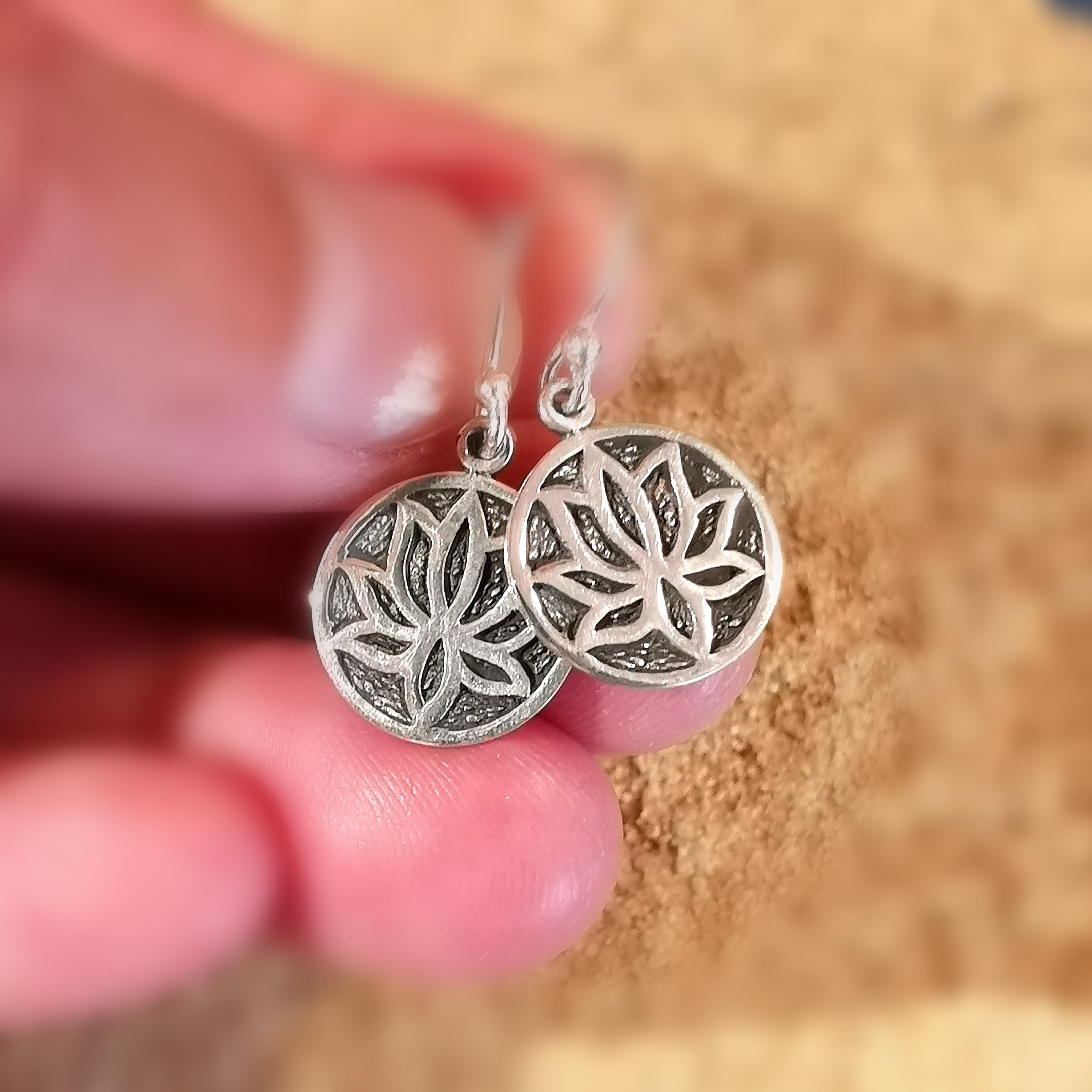 🌸 Lotus Blütezeit Sterlingsilber Ohrringe – geweiht für Seelenkraft & innere Harmonie