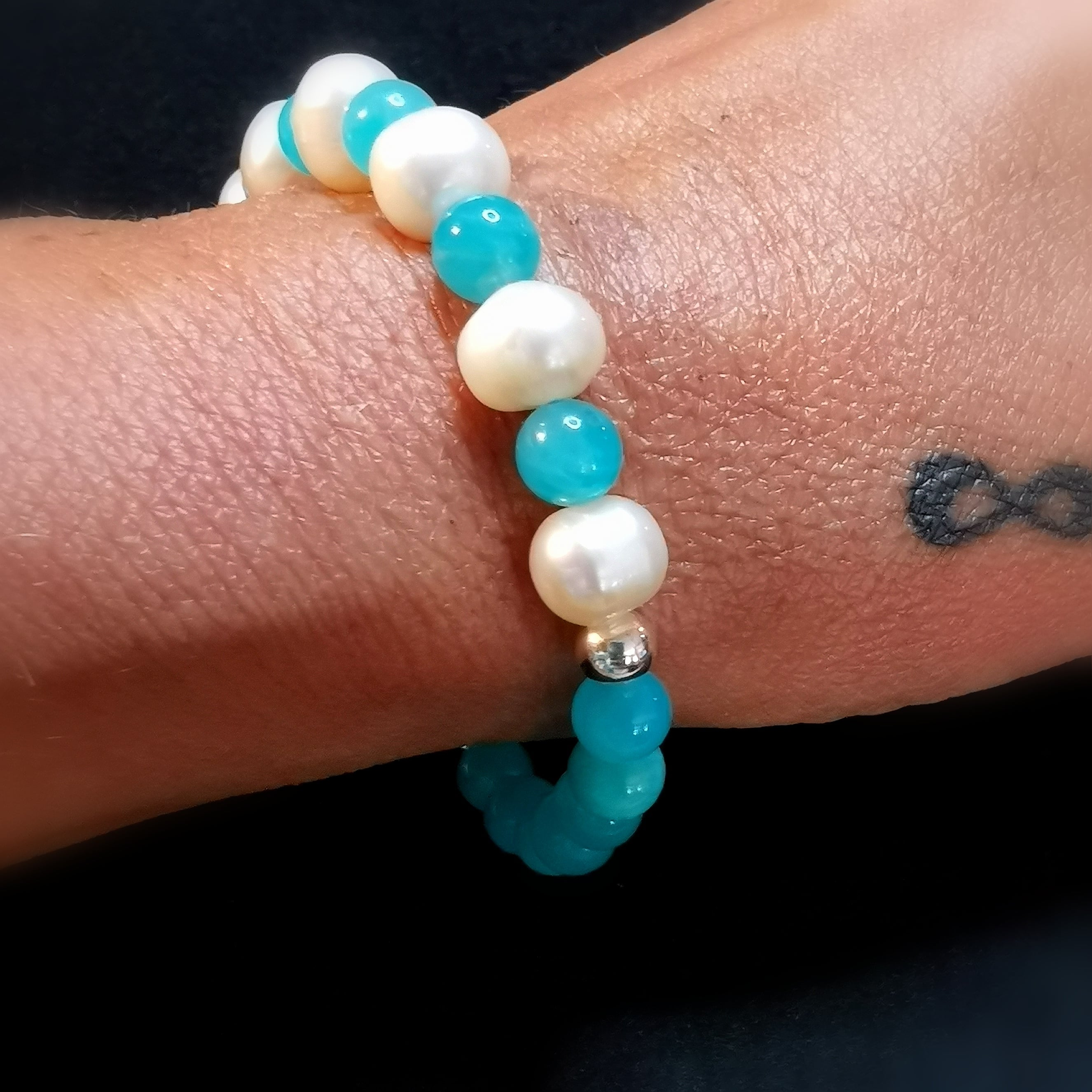 Apatit Edelstein Heilstein 7 Perlen Chakra Karma Armband blau, geweiht, die Liebe zum Leben entdecken