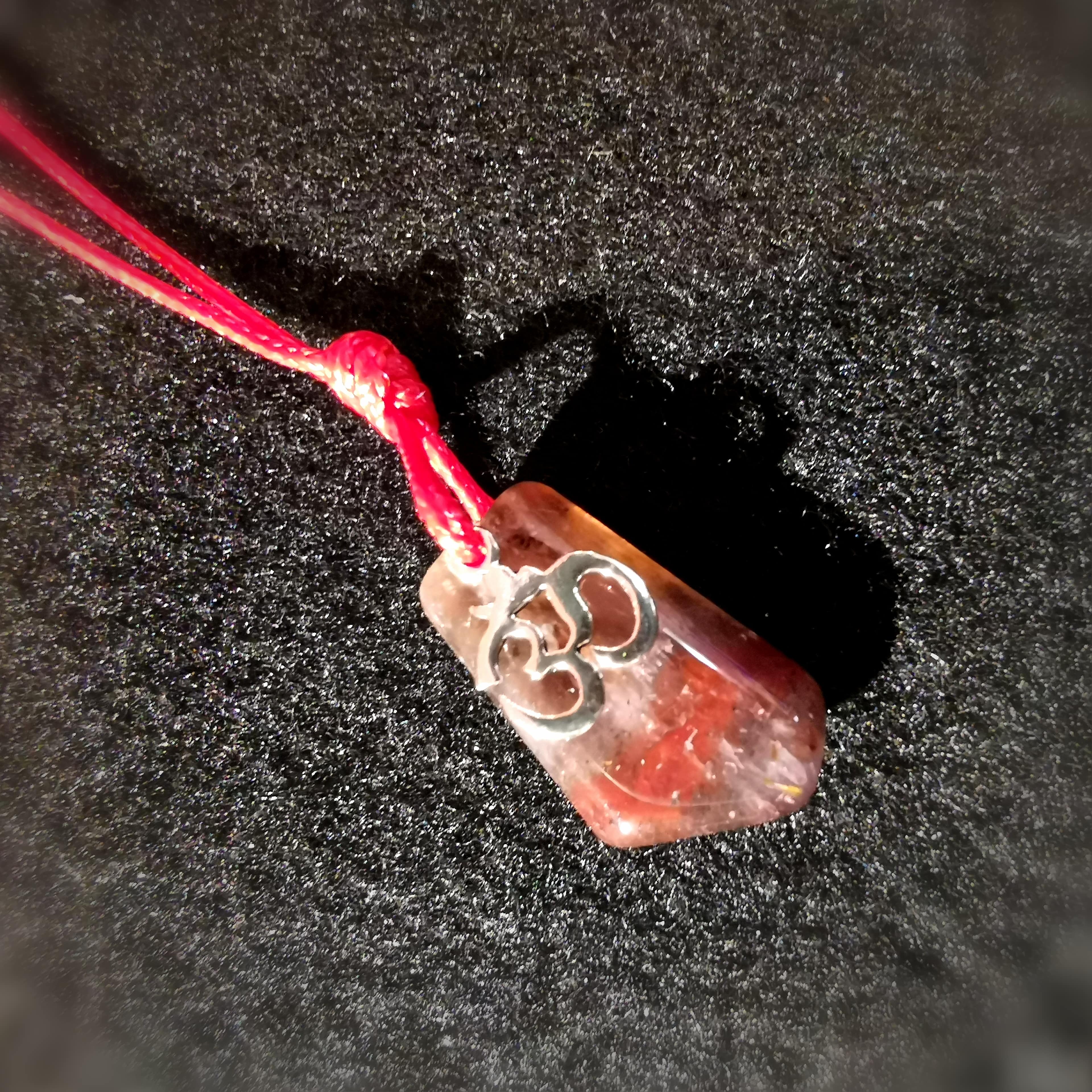 OM Symbol Super 7 Edelstein Heilstein Karma Kette geweiht - Vertrauen ins Leben