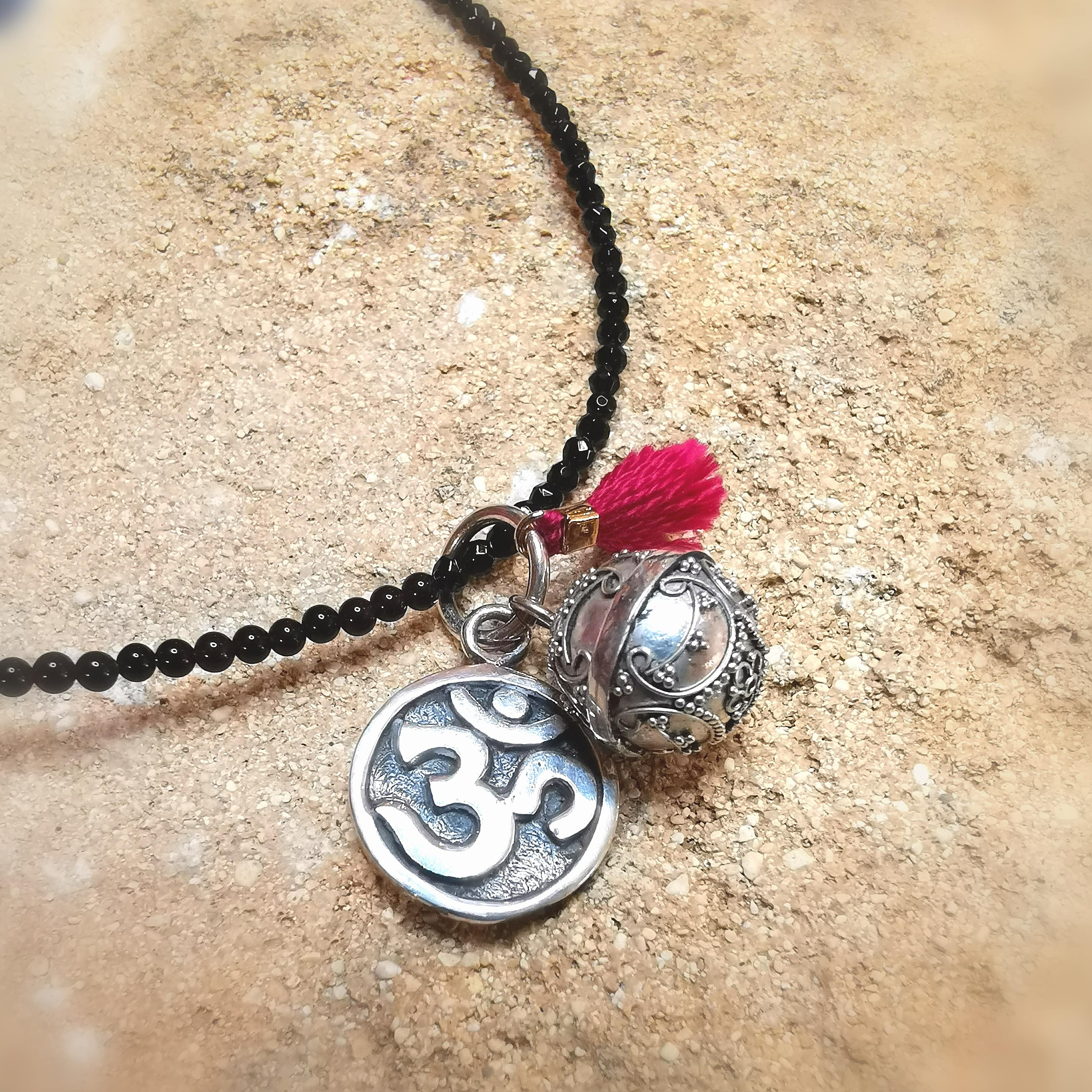 OM Engelsrufer Klangkugel Sterlingsilber schwarzer Achat und Onyx Edelstein Karma Kette 50 cm - Schutz und Kraft