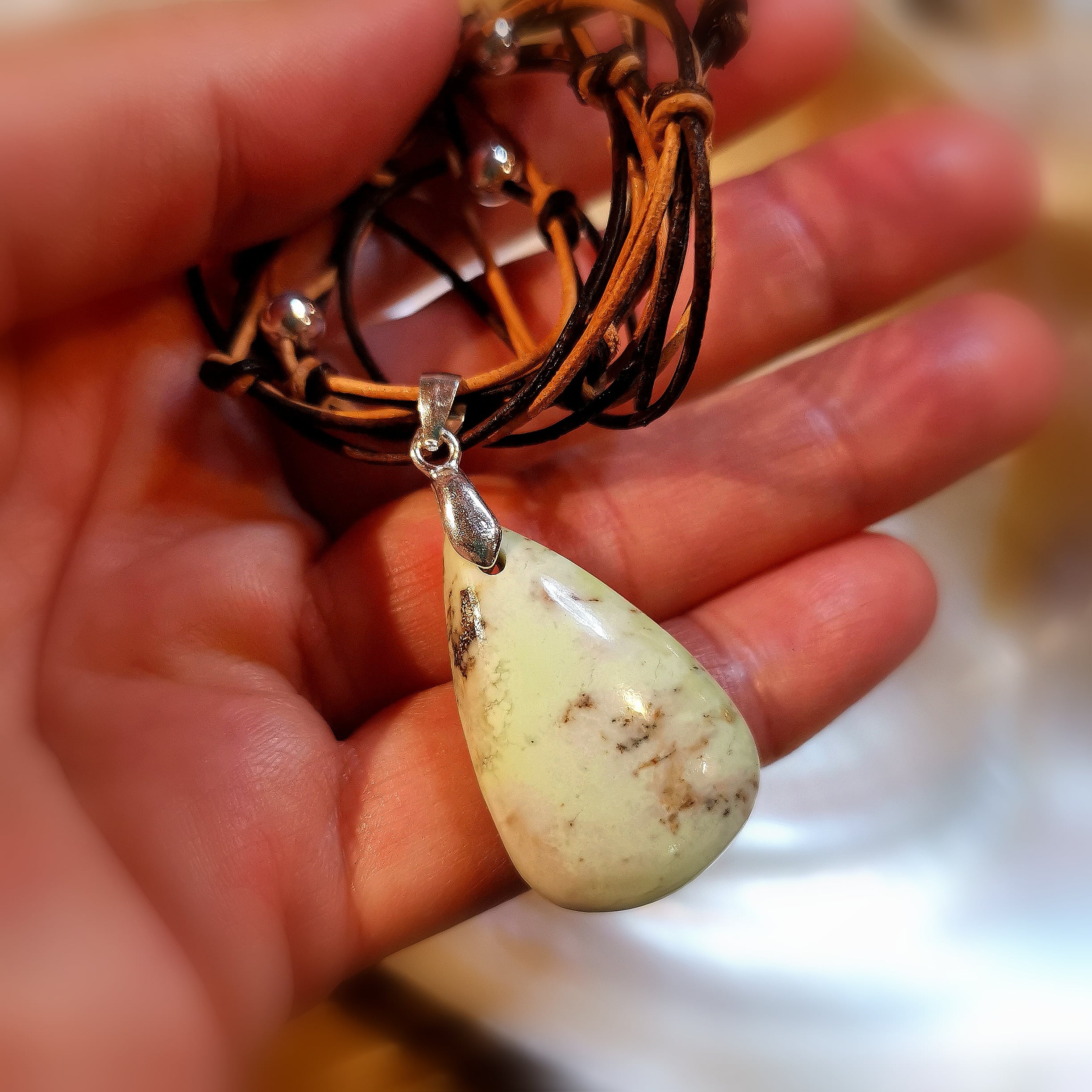 Chrysopras Tropfen Edelstein Heilstein Karma Kette Leder - Hoffnung