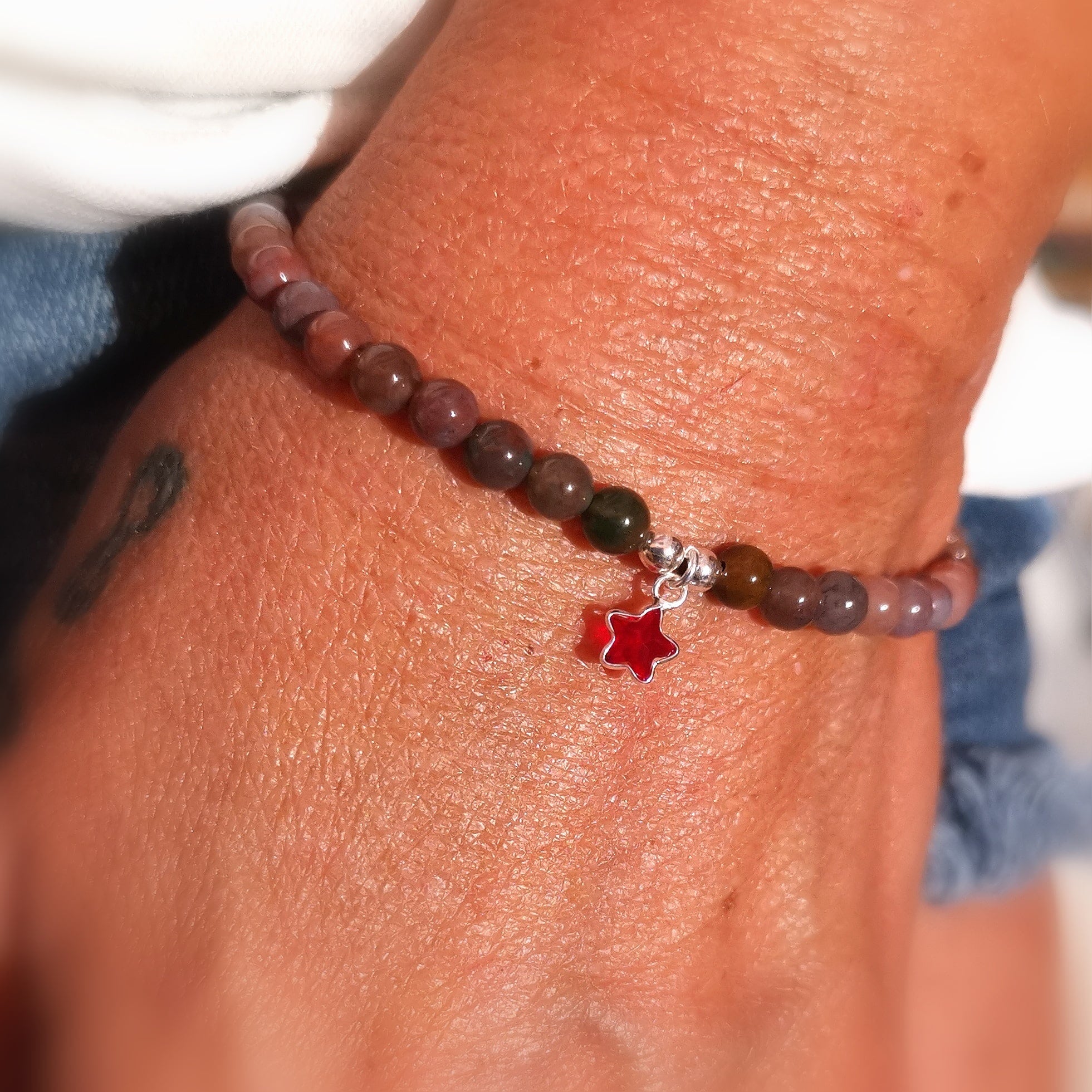 Indigo Jaspis Rot Braun Edelstein Heilstein Seestern Karma Armband 4 mm, Wurzelchakra - Achtsamkeit und Willenskraft