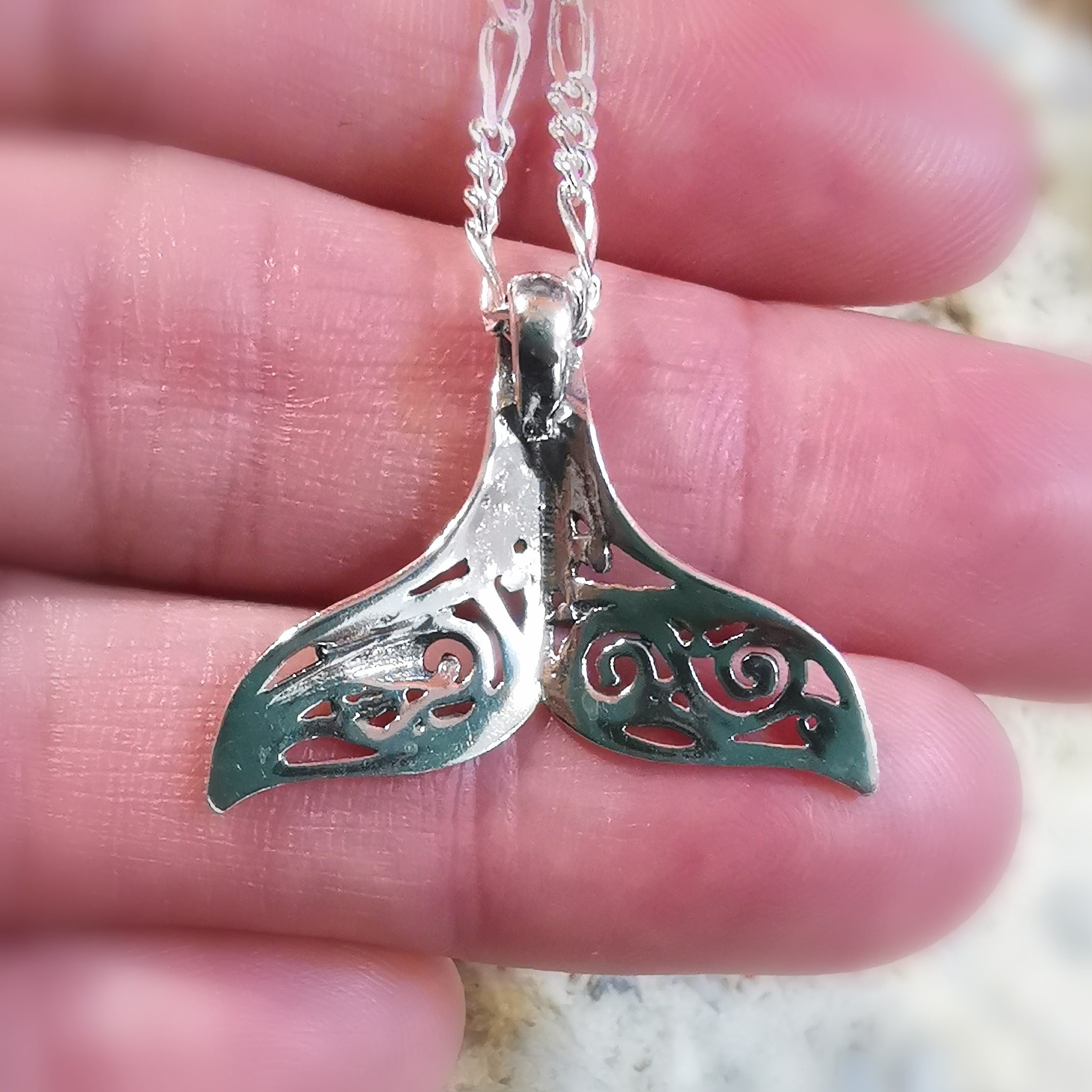 Walflosse Krafttier Karma Kette Sterlingsilber 45 cm, üppig und edel, Unisex - Freiheit leben