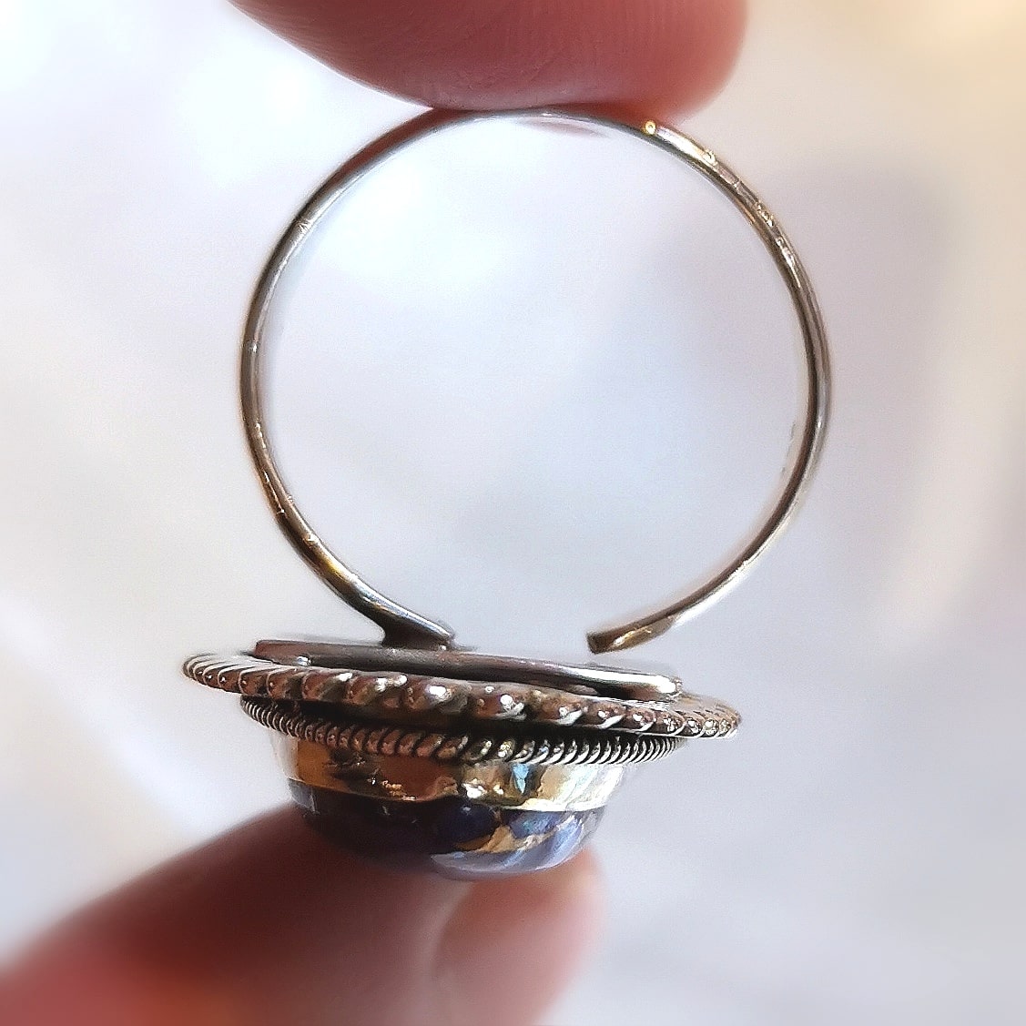 edler lila Türkis Pyrit Edelstein Heilstein Sterlingsilber Karma Ring - Größe verstellbar - FreiSein