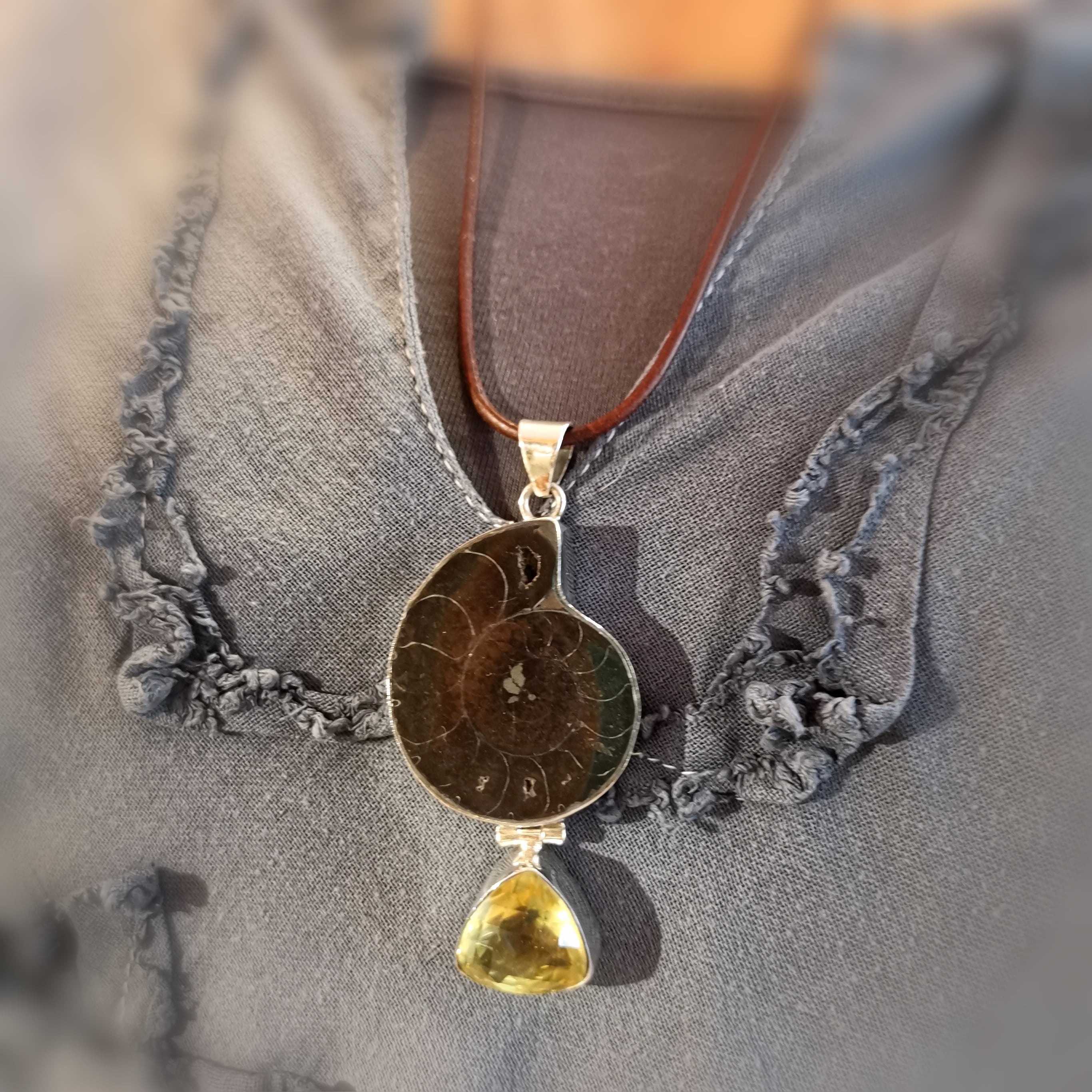Ammonit Citrin, Fossil Edelstein Heilstein Karma Kette XL, geweiht - für Lebensmut und Lebensfreude