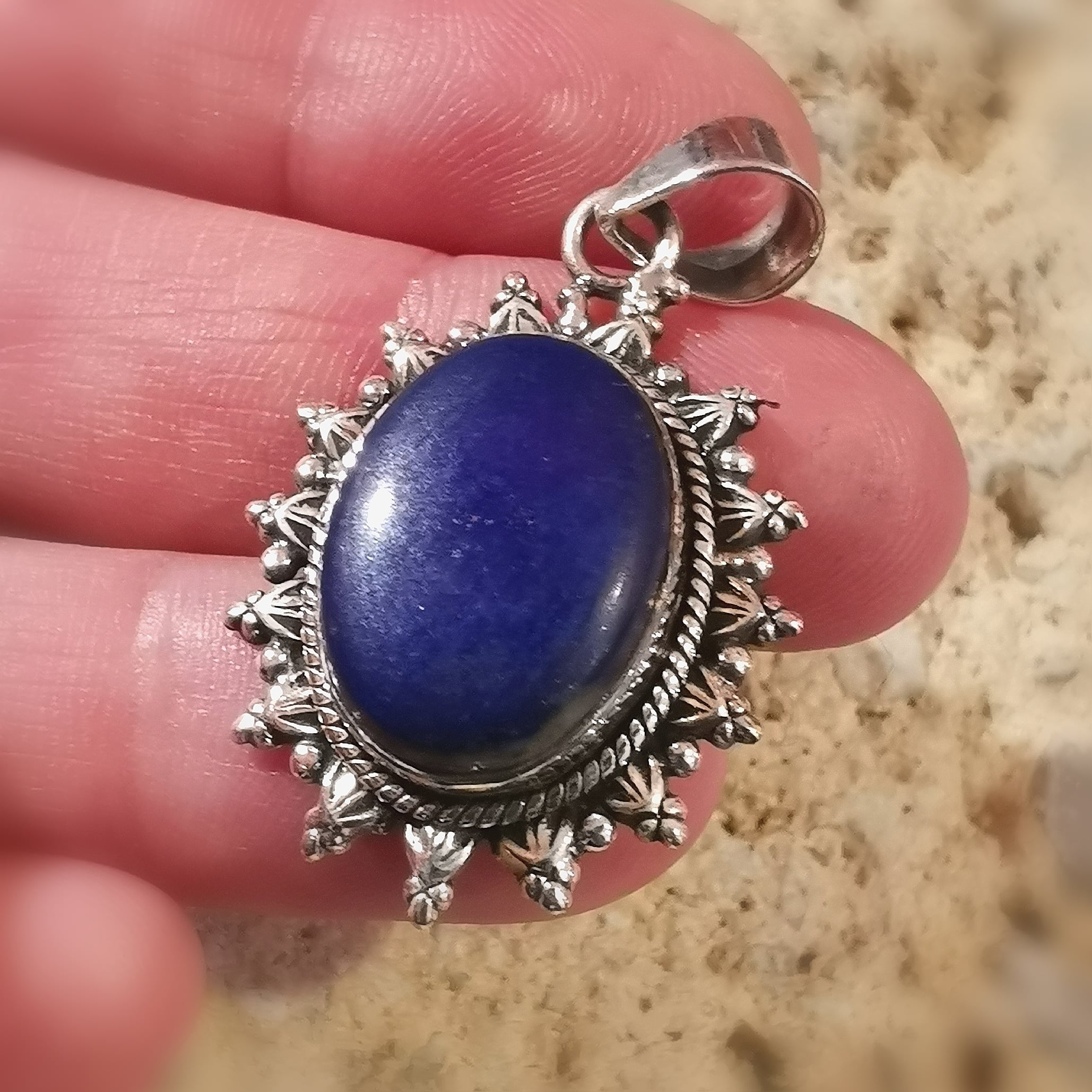 Lapislazuli Edelstein Heilstein Bali Schmuck Anhänger Sterlingsilber - Gelassenheit und Vertrauen