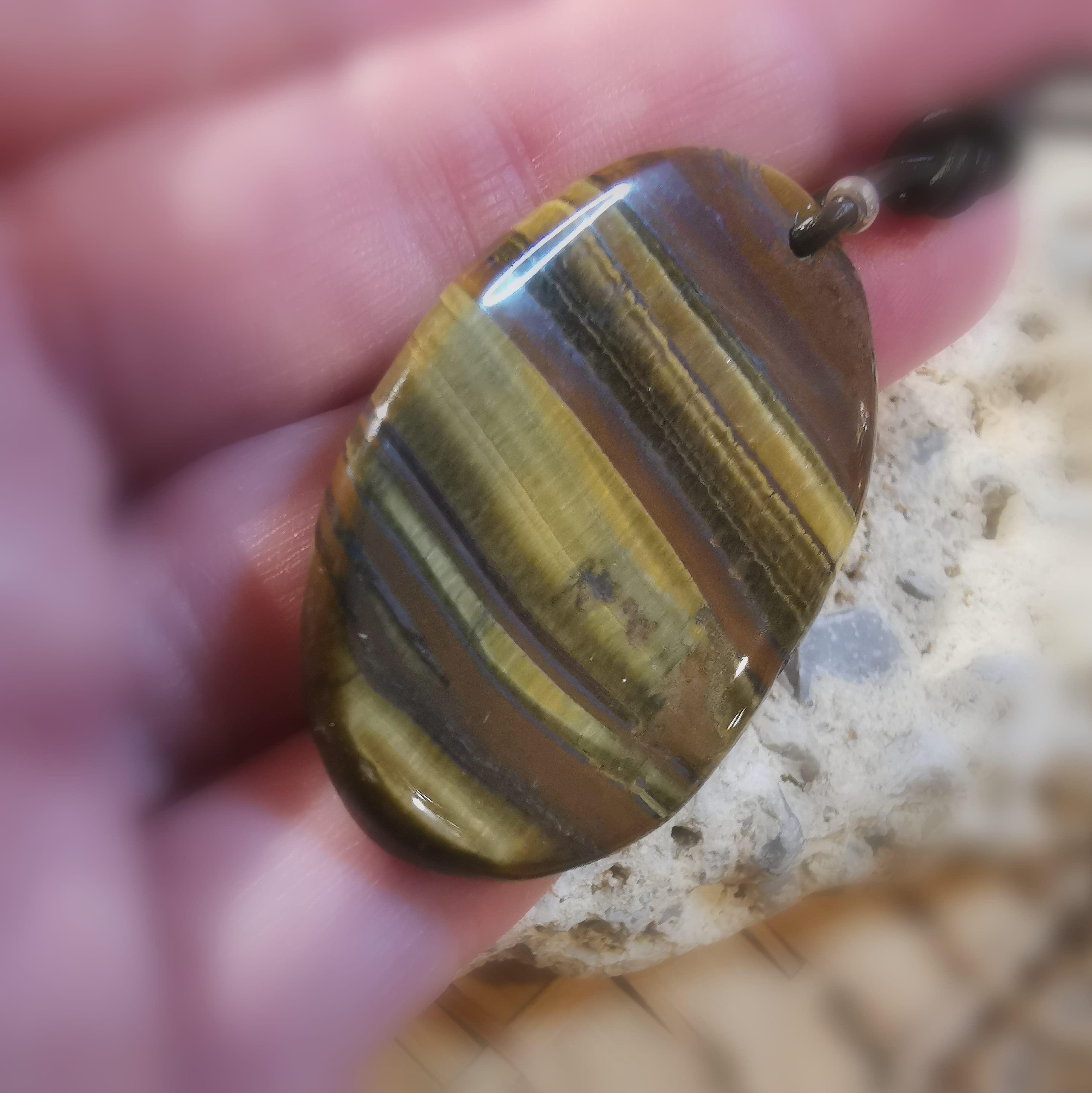 Tigerauge ovale Platte, mit Engelsflügel, Edelstein Sterlingsilber Design Karma Kette - im Schutz