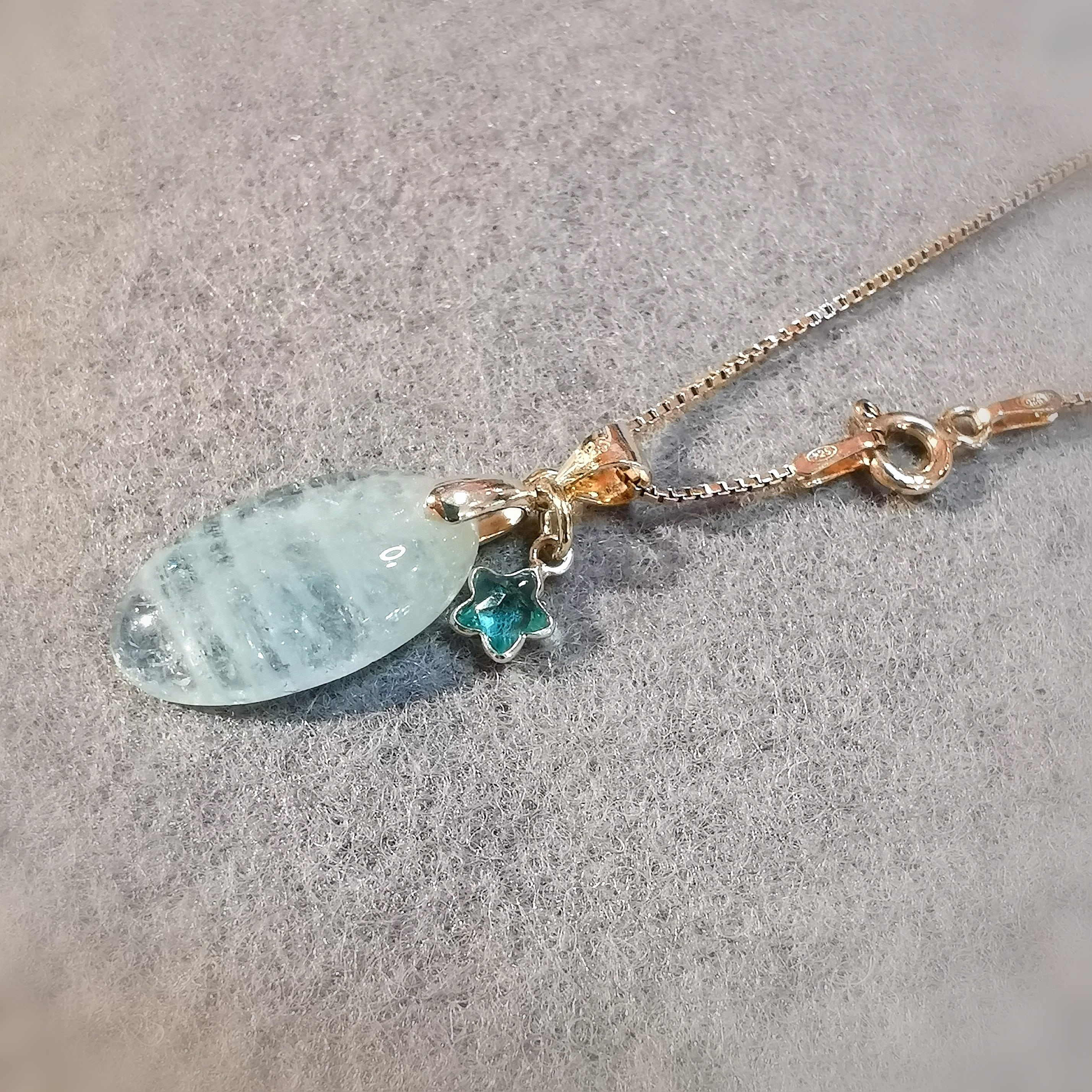 Aquamarin Extra Seestern Edelstein Heilstein Karma Kette 45 cm, geweiht - Freiheit