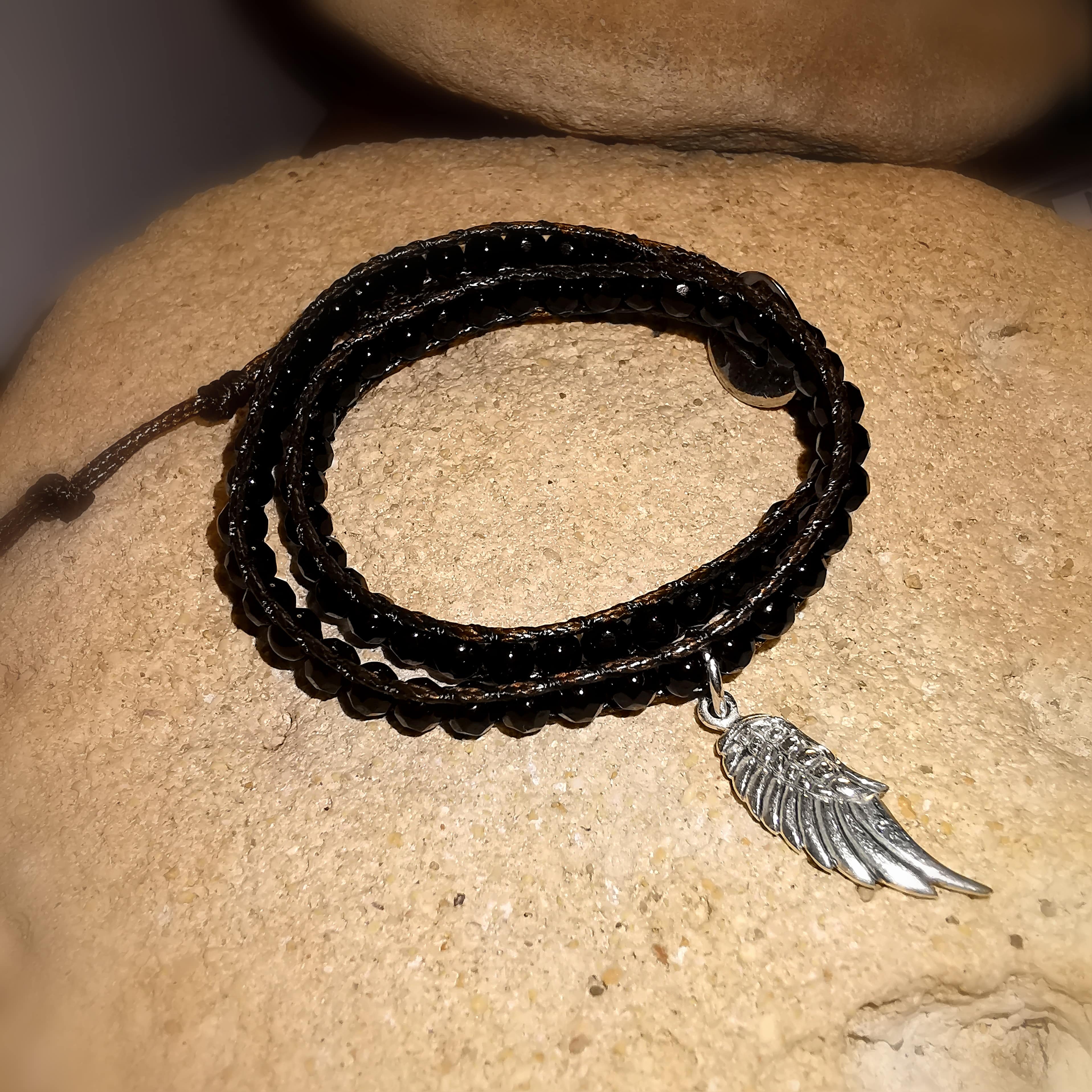 Engelsflügel Onyx Edelstein Heilstein Wickel Karma Armband Ethno, 34 - 38 cm lang, Chakra wellness, Mut und Schutz, samaki originals