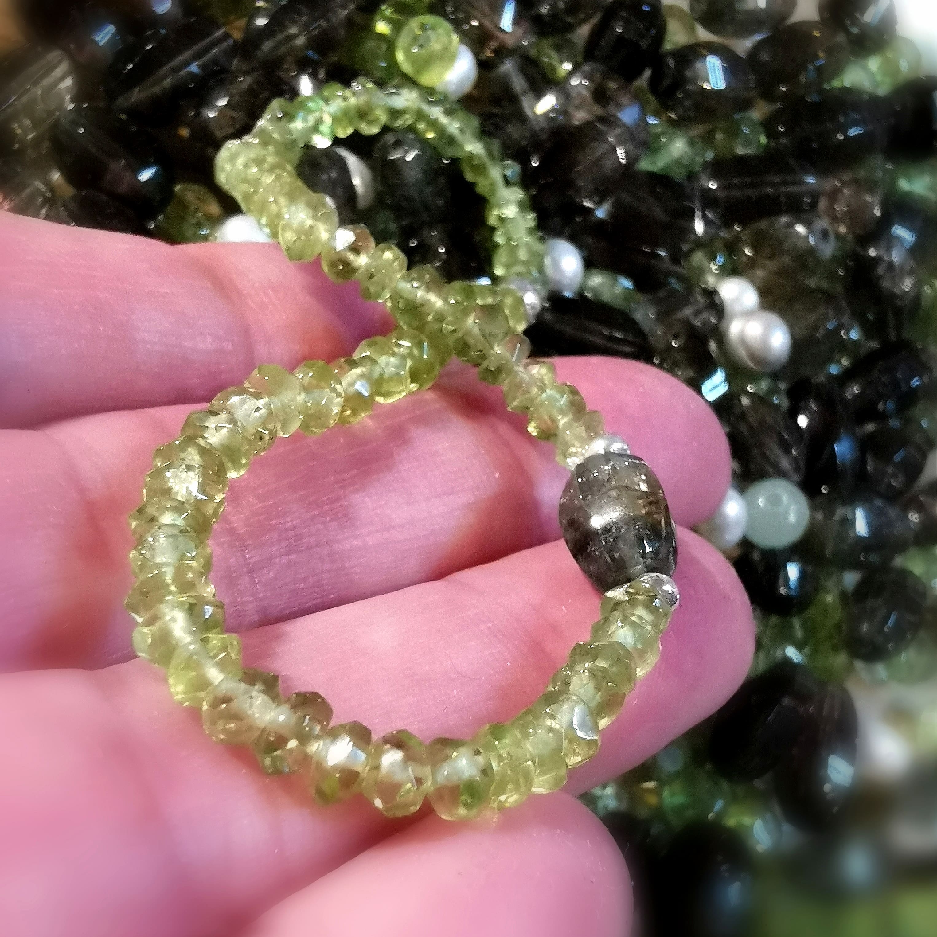 Olivin Peridot Lanzarote Edelstein Karma Armband mit grünem Turmalin, AA Qualität, lichtvolle Wege