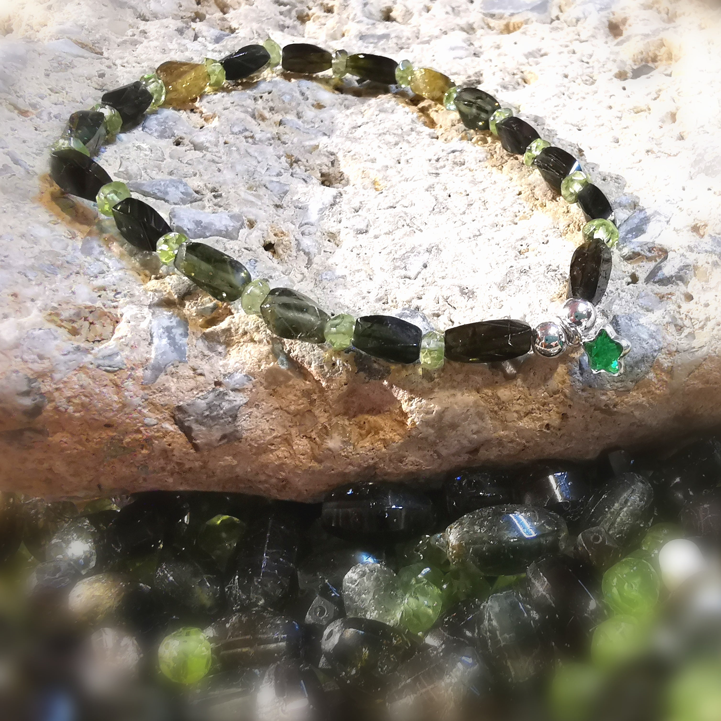 grüner Turmalin Freiform Edelstein Heilstein Seestern Karma Armband, Herzenskraft und Wunder