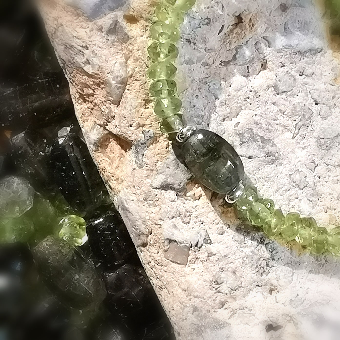 Olivin Peridot Lanzarote Edelstein Karma Armband mit grünem Turmalin, AA Qualität, lichtvolle Wege