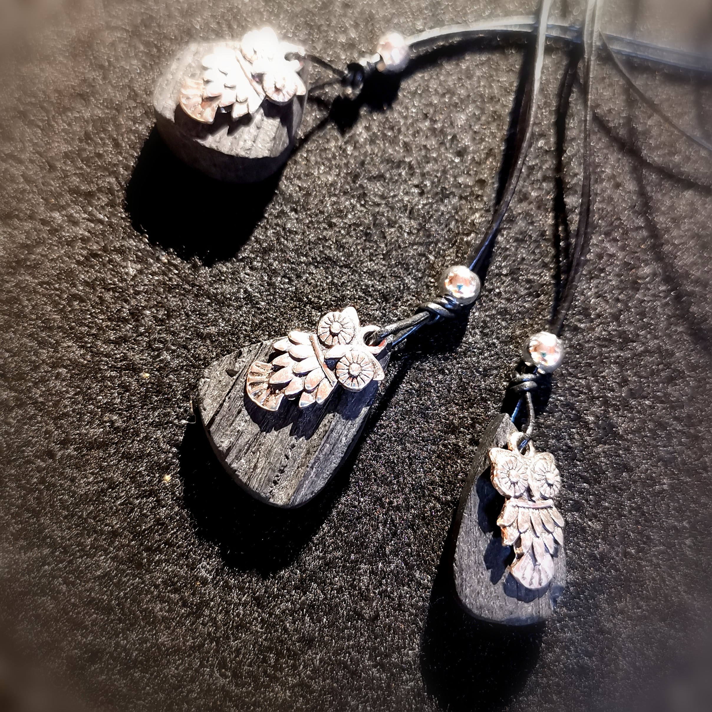 Turmalin Tropfen Edelstein Heilstein Eule Krafttier Karma Reiki Karma Kette an Leder, geweiht - Urvertrauen und Intuition