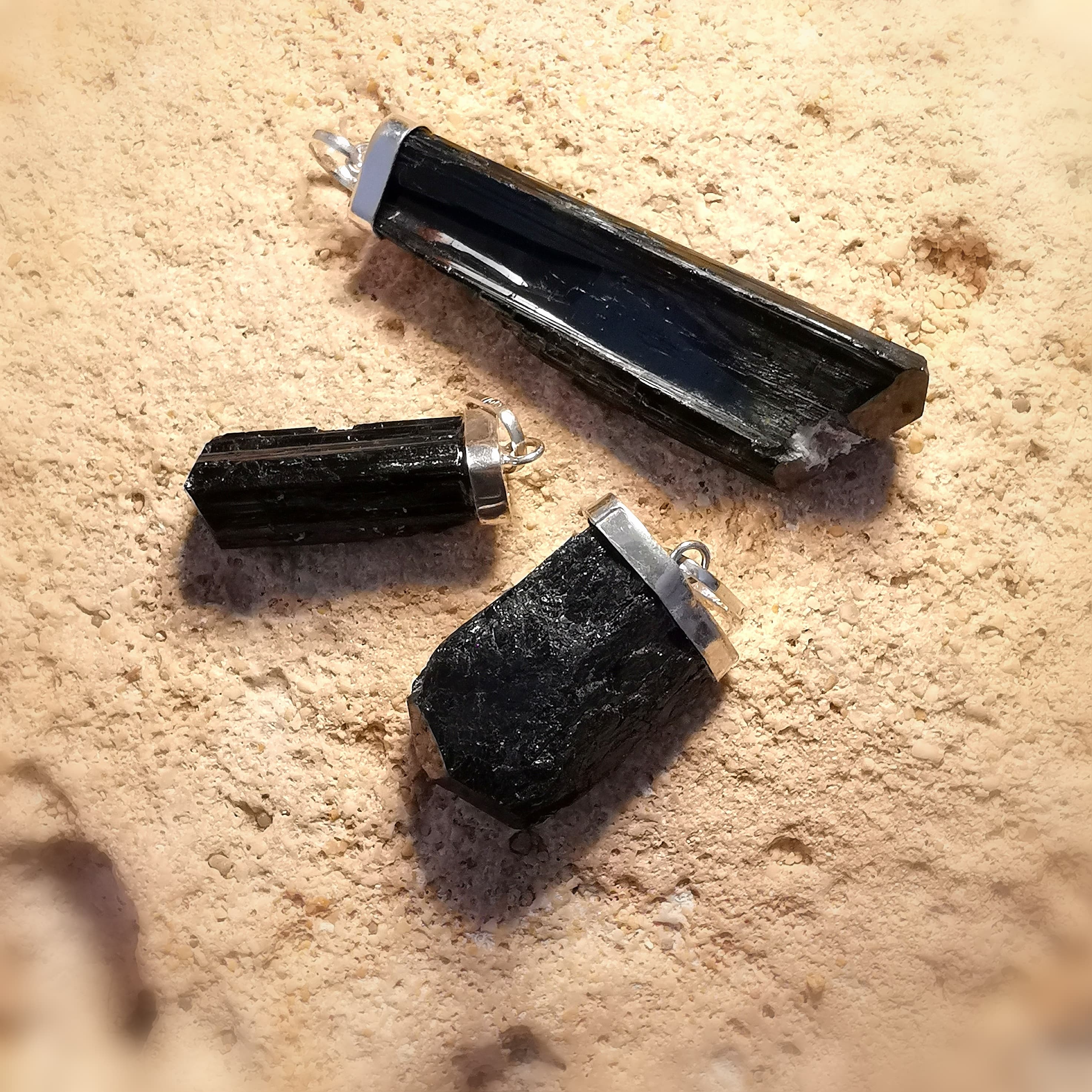 Turmalin Edelstein Sterlingsilber Stab Anhänger, schwarze Natur Heilstein Spitze, Schutz und Kraft